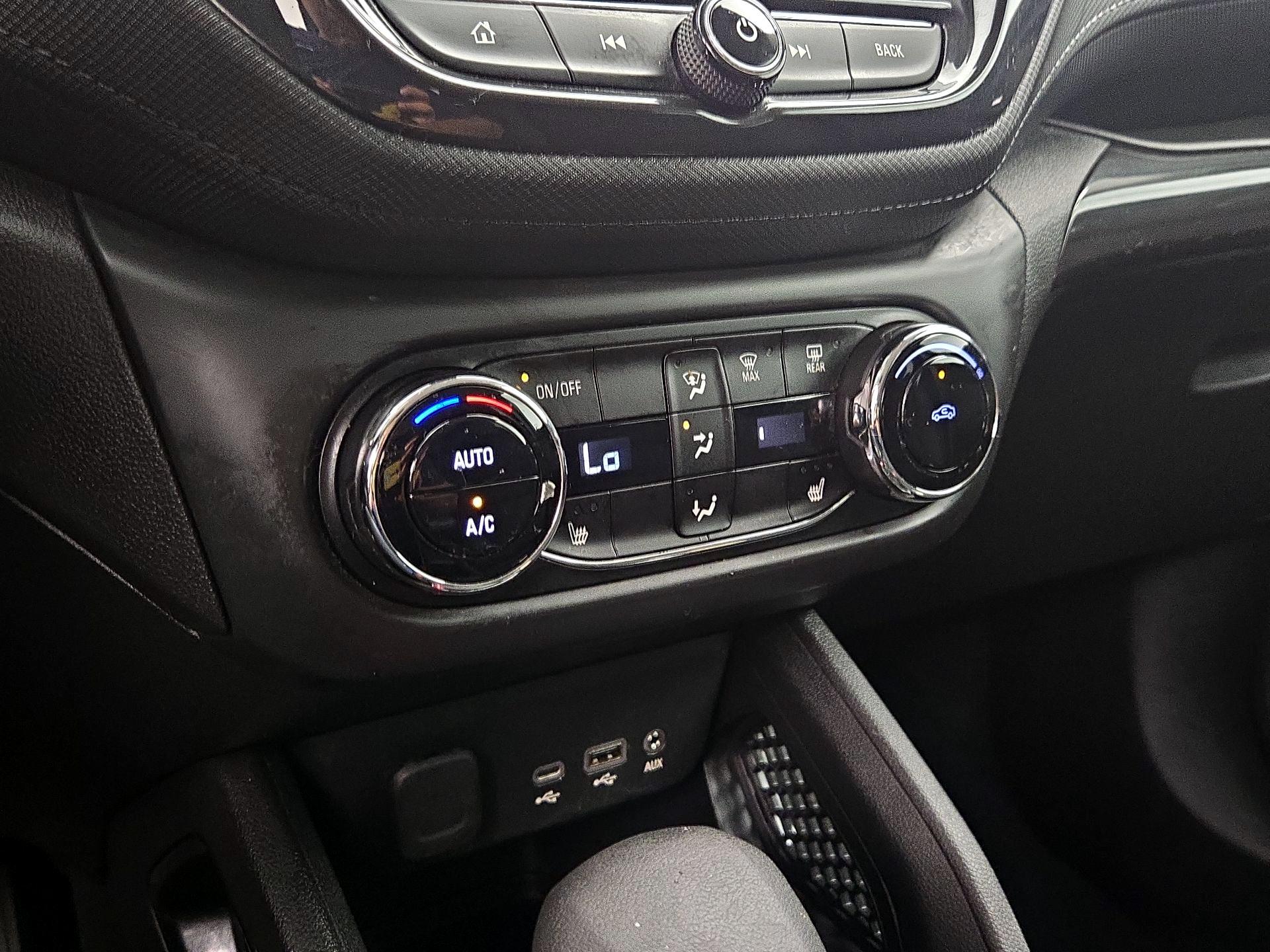Thumbnail: 2023 Chevrolet TrailBlazer - 16
