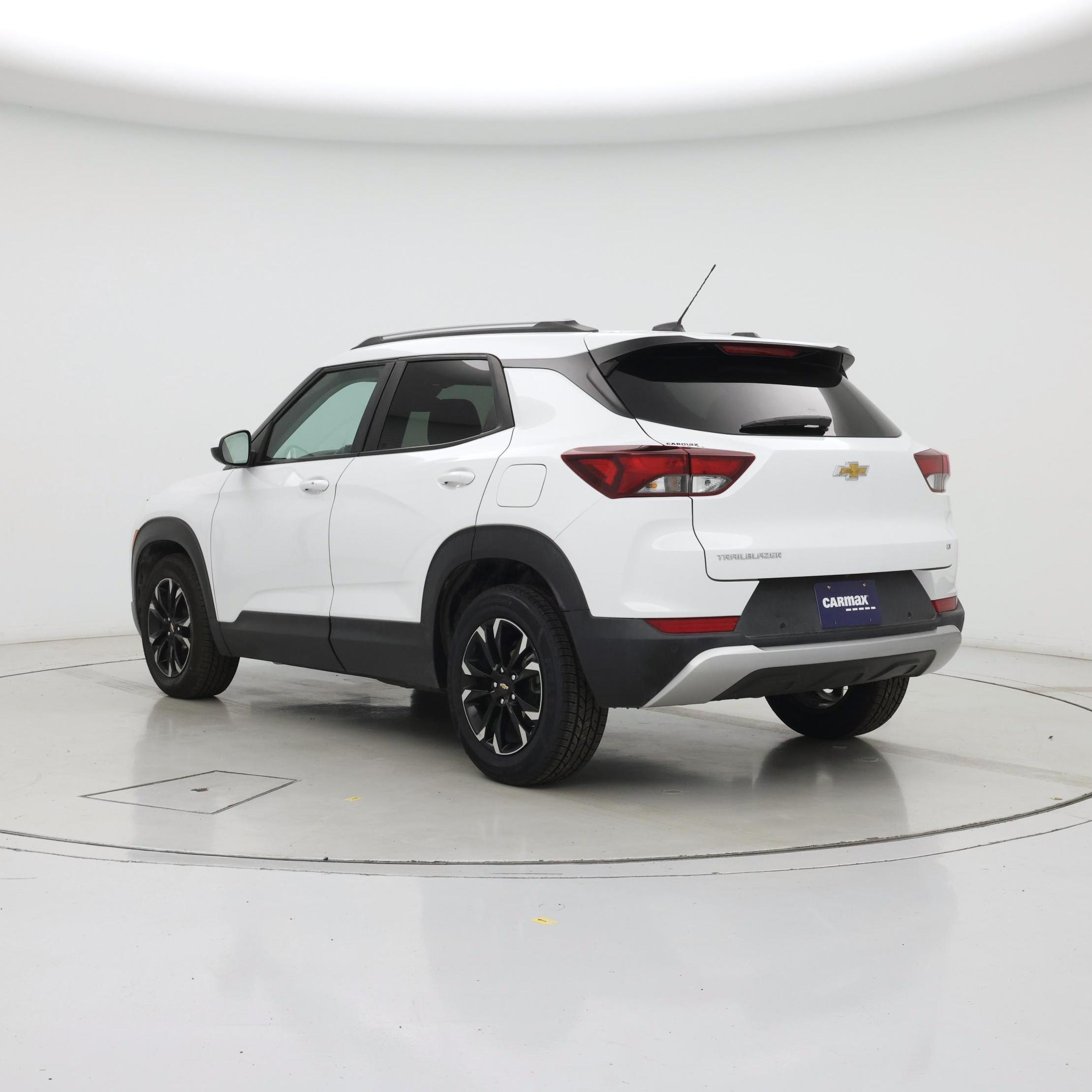Thumbnail: 2023 Chevrolet TrailBlazer - 2