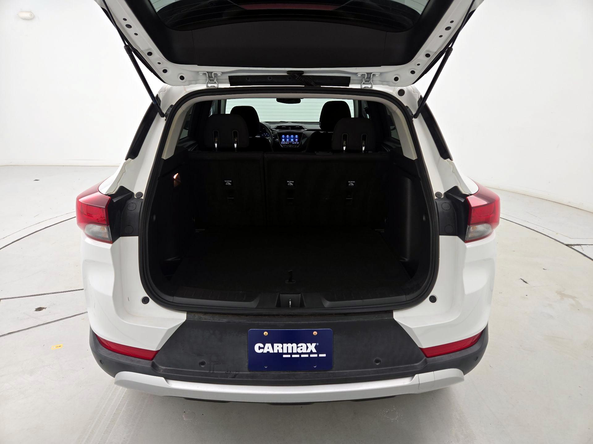 Thumbnail: 2023 Chevrolet TrailBlazer - 20