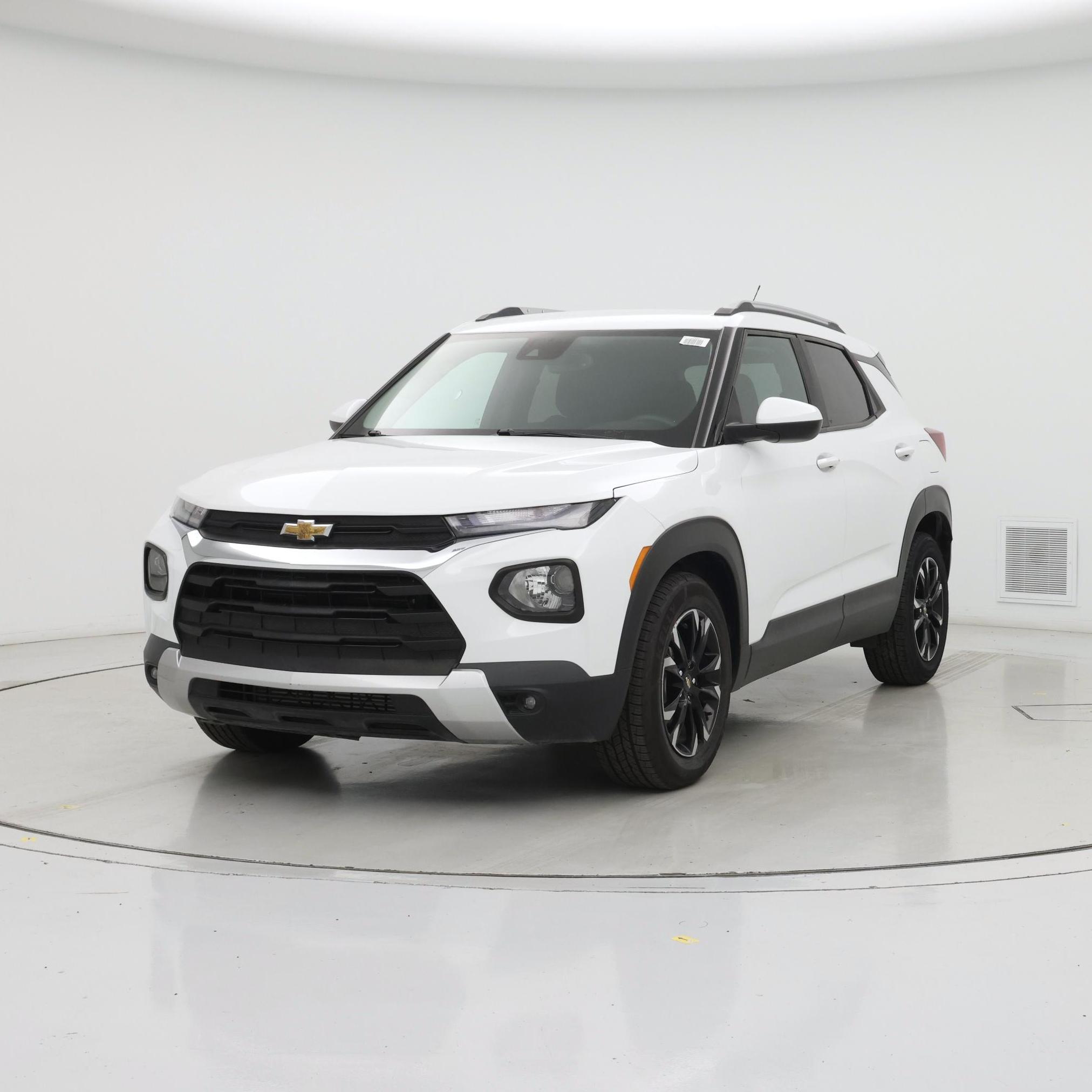Thumbnail: 2023 Chevrolet TrailBlazer - 4
