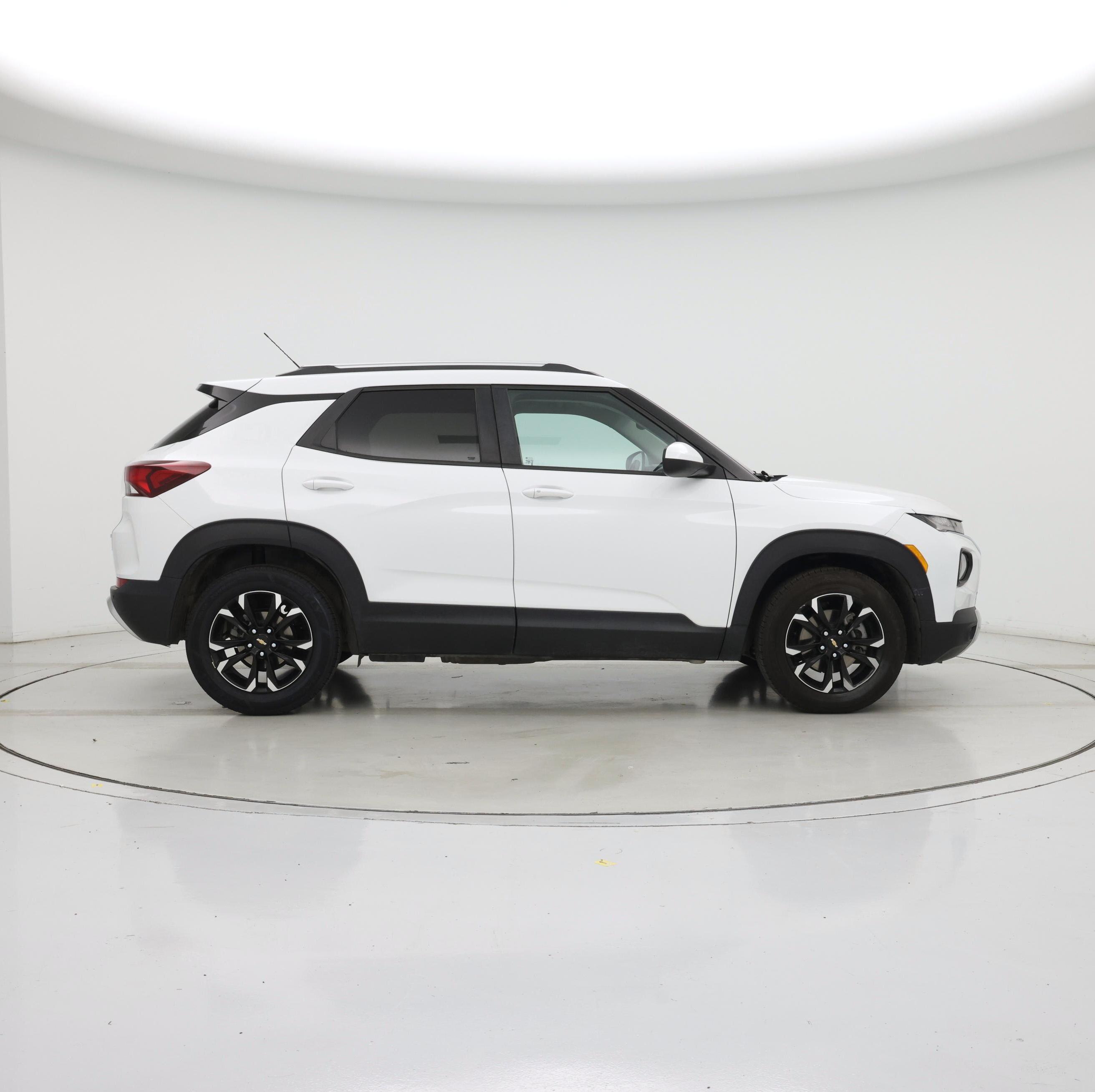 Thumbnail: 2023 Chevrolet TrailBlazer - 7