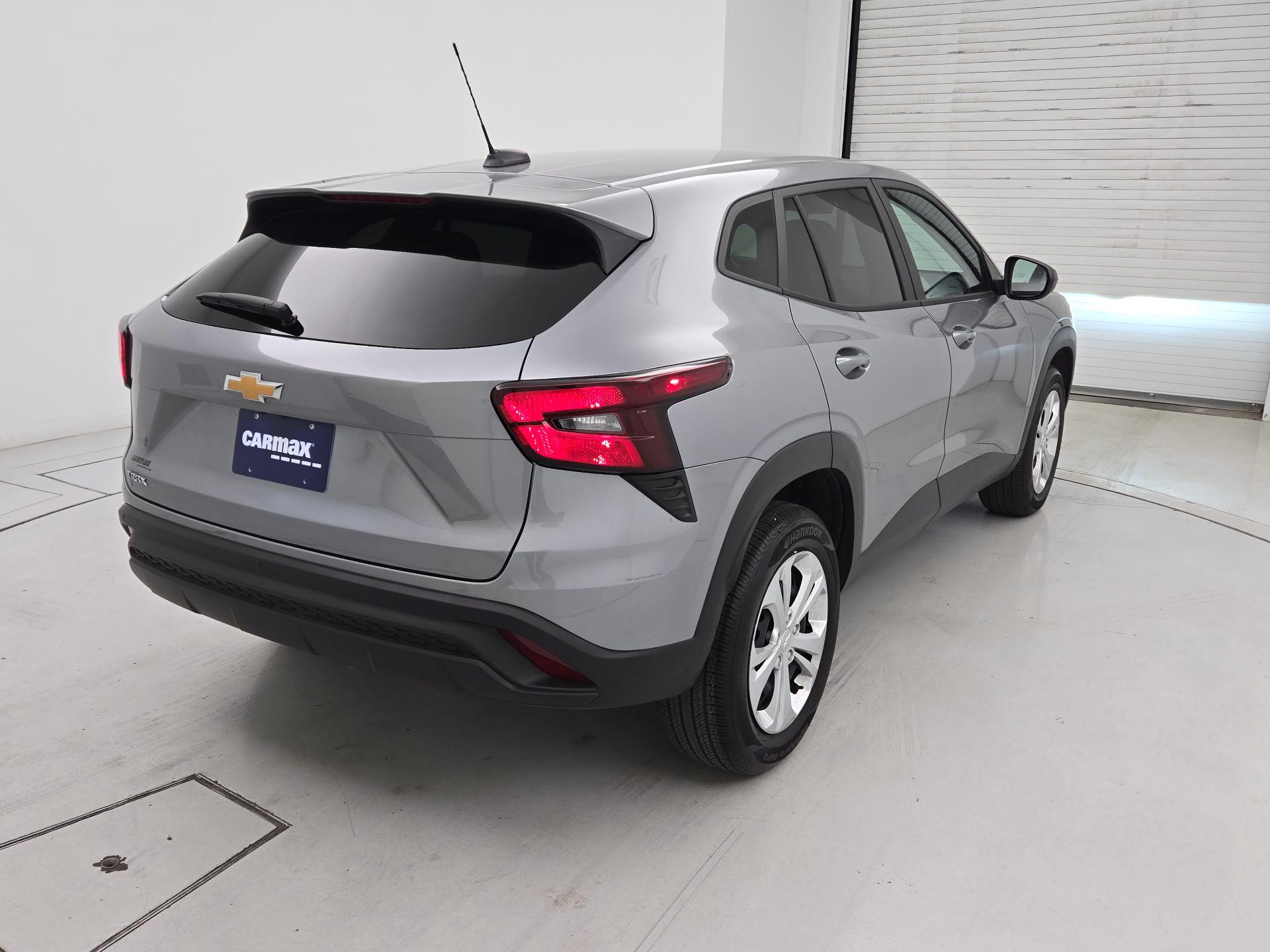 Thumbnail: 2024 Chevrolet Trax - 5