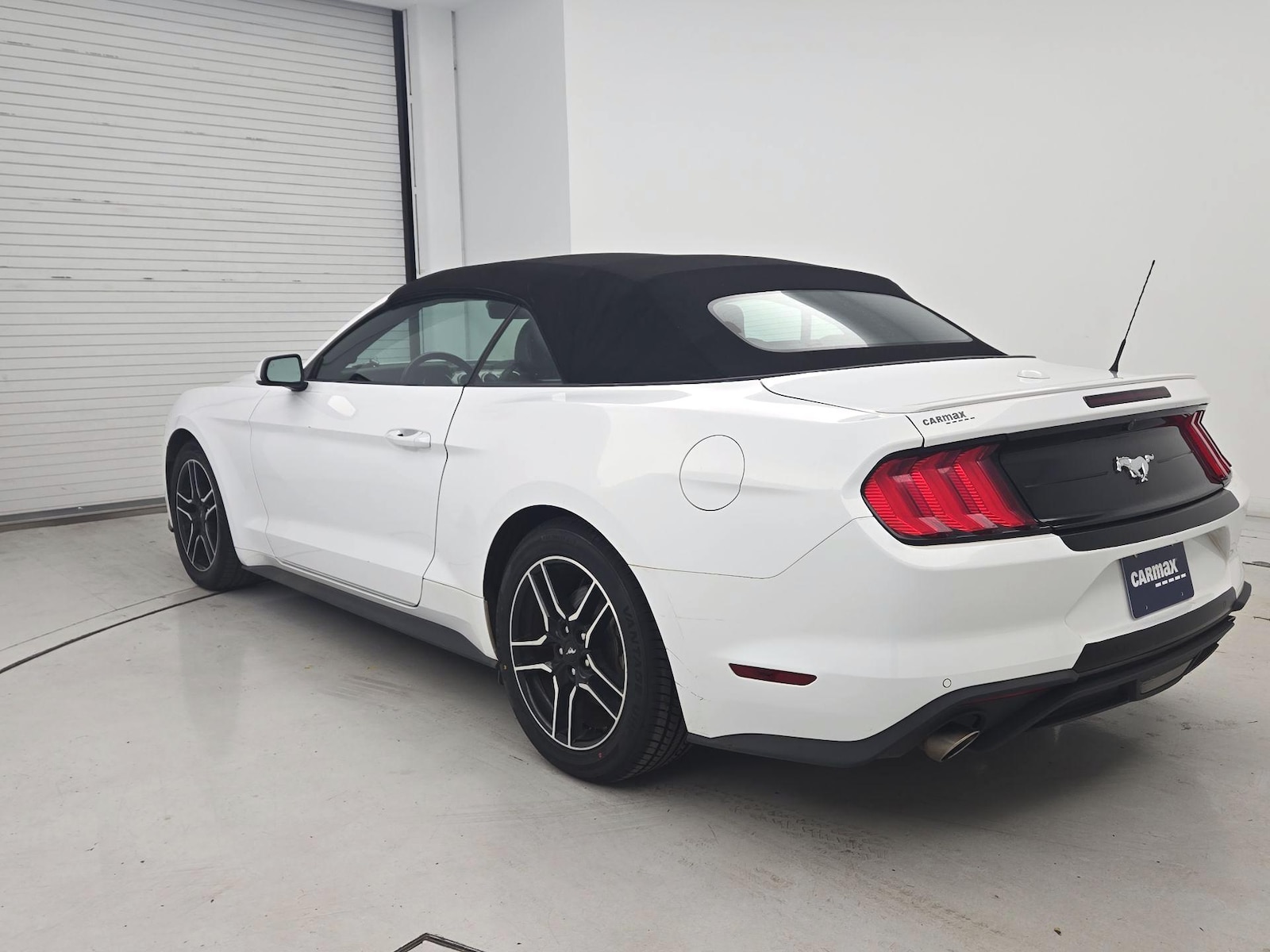 2023 Ford Mustang EcoBoost Premium - Photo 7