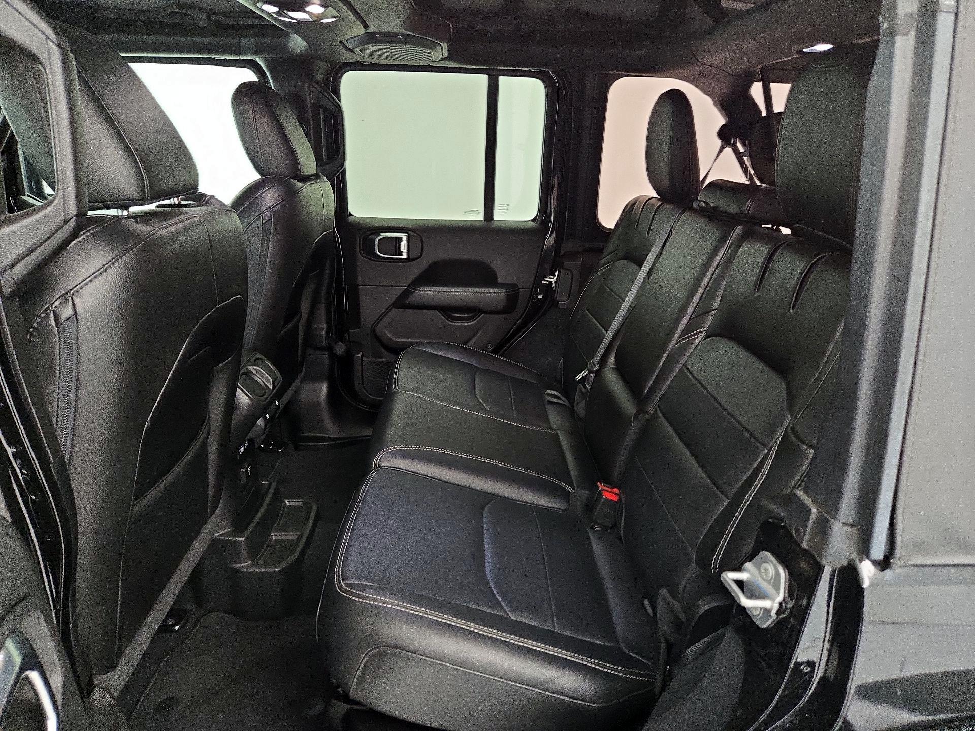 Thumbnail: 2023 Jeep Wrangler - 20