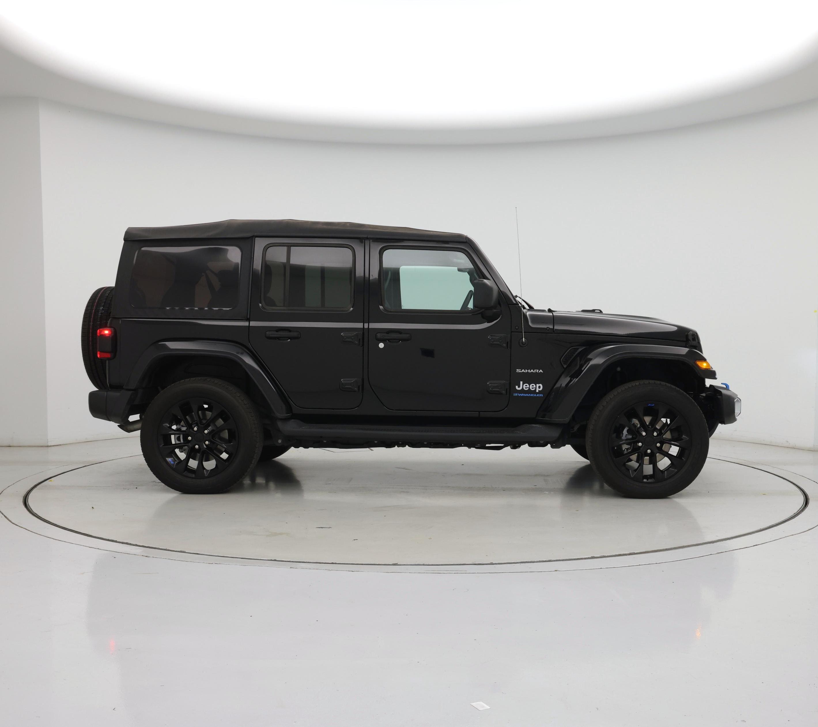 Thumbnail: 2023 Jeep Wrangler - 7