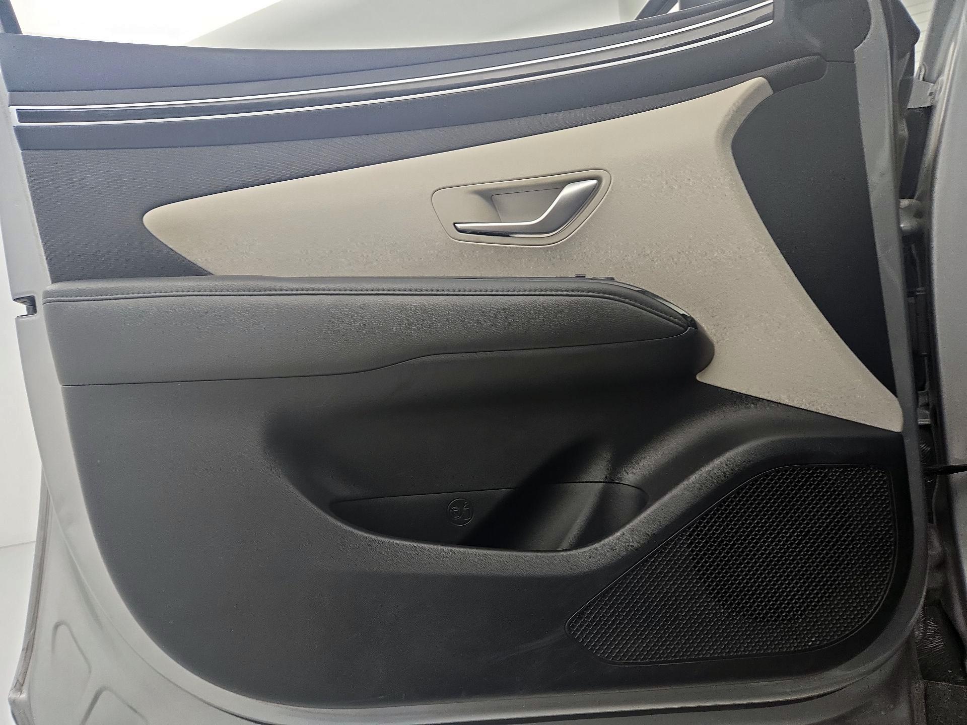 Thumbnail: 2022 Hyundai Tucson - 12