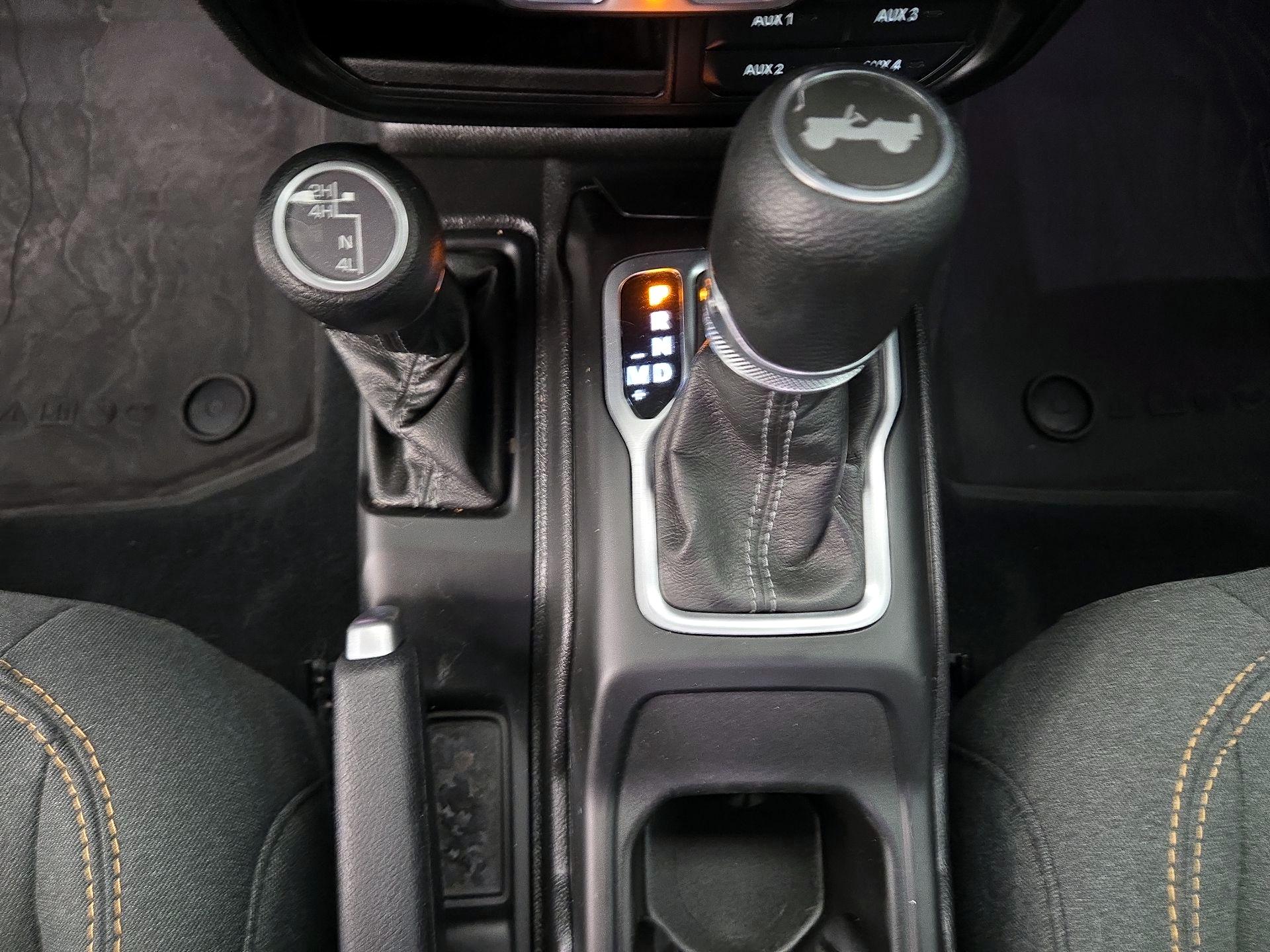 Thumbnail: 2024 Jeep Wrangler - 15