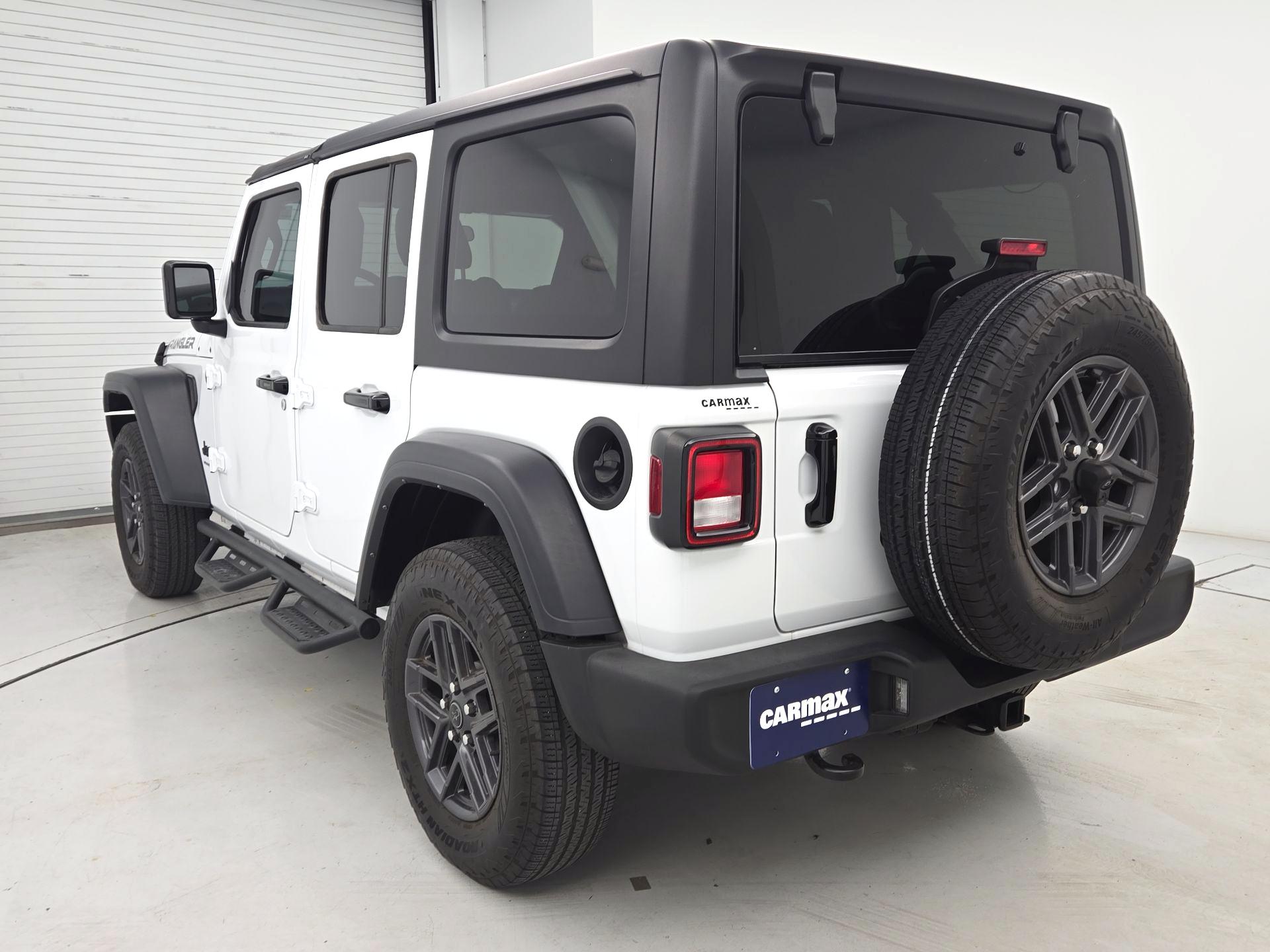 Thumbnail: 2024 Jeep Wrangler - 7