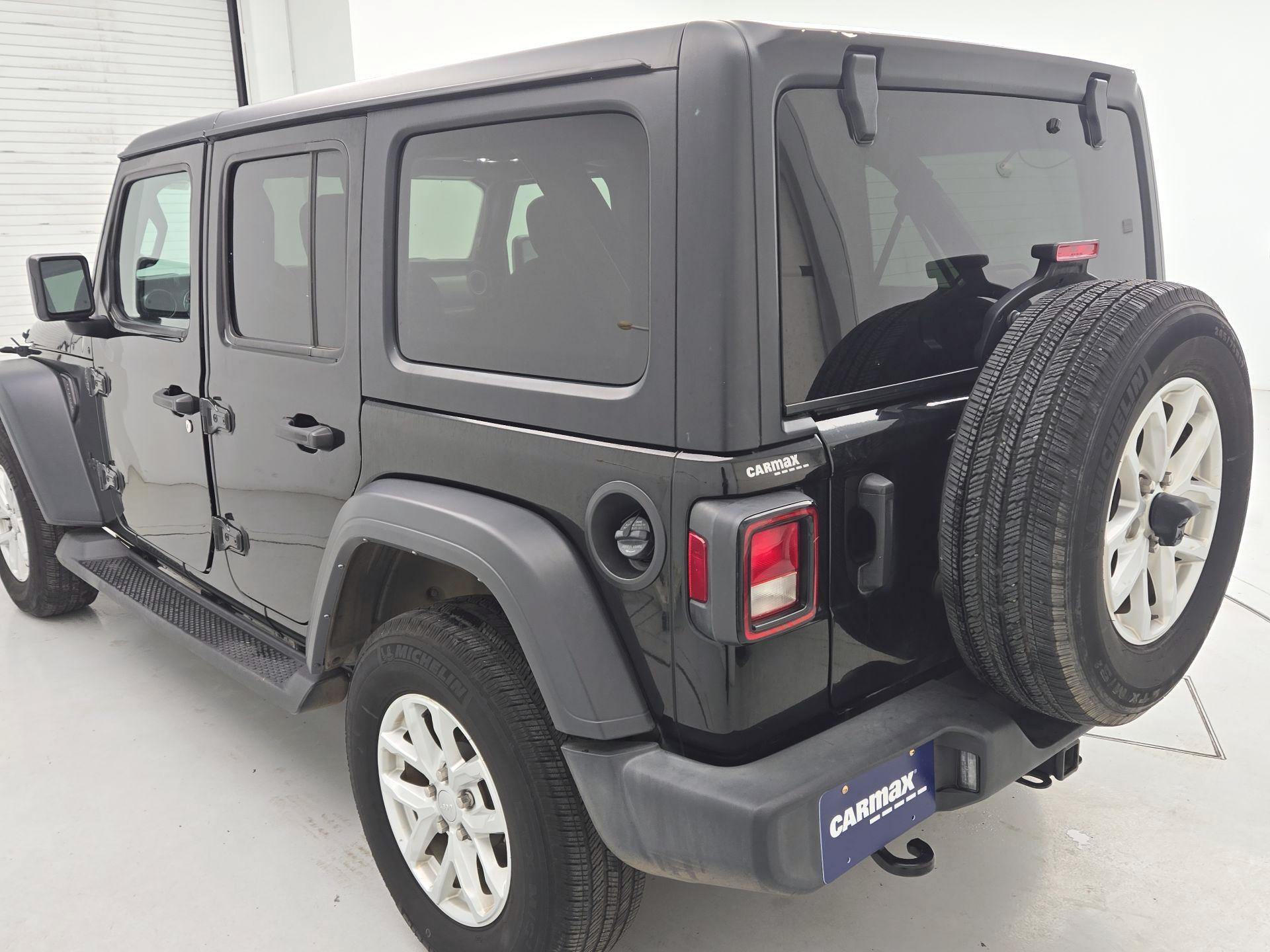 Thumbnail: 2023 Jeep Wrangler - 7