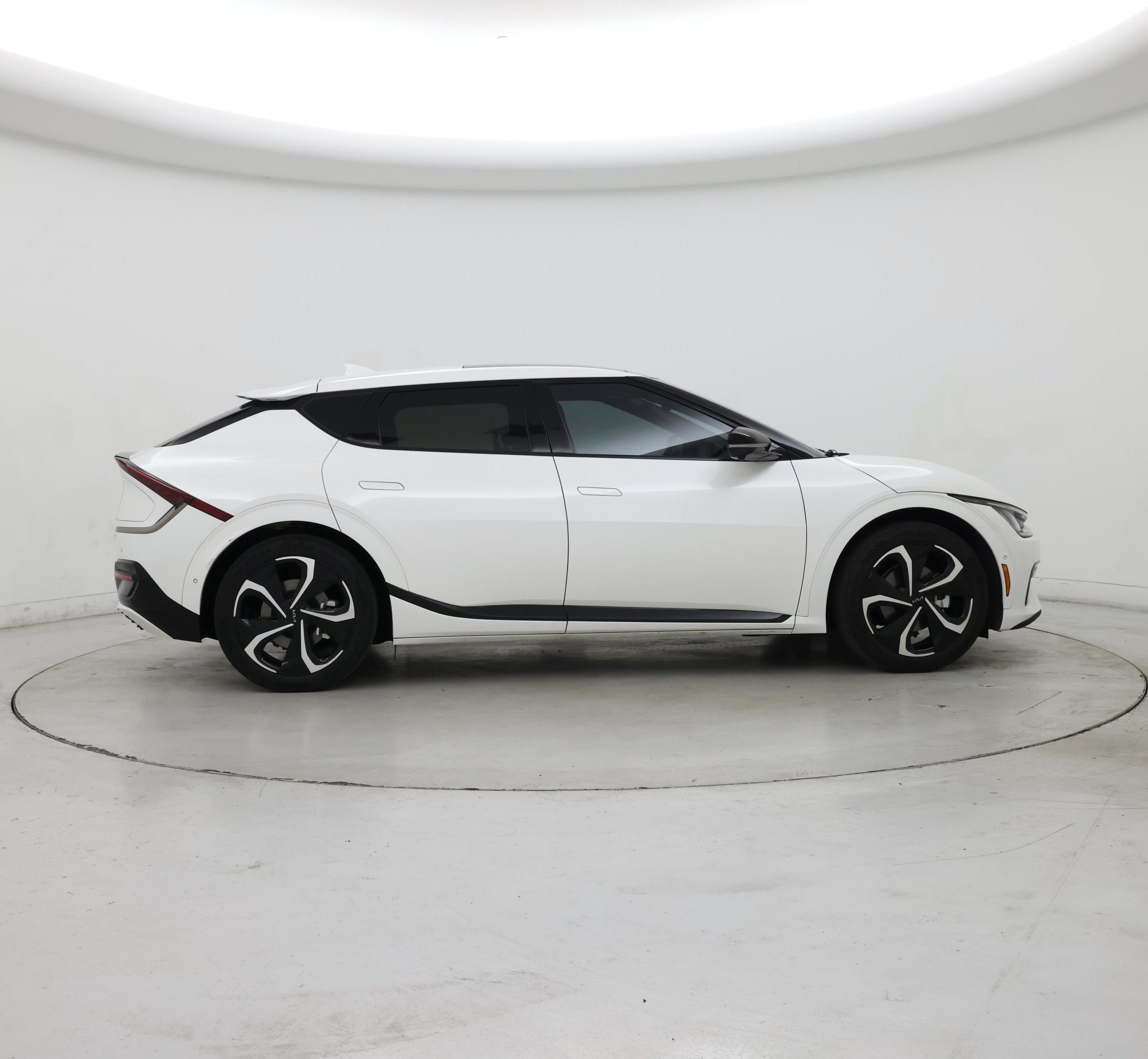 Thumbnail: 2023 Kia EV6 - 7