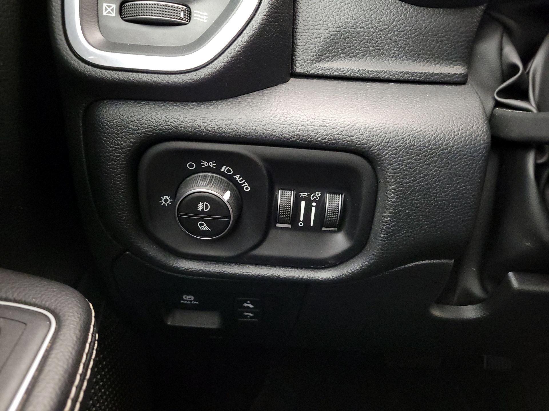 Thumbnail: 2022 RAM 1500 - 13