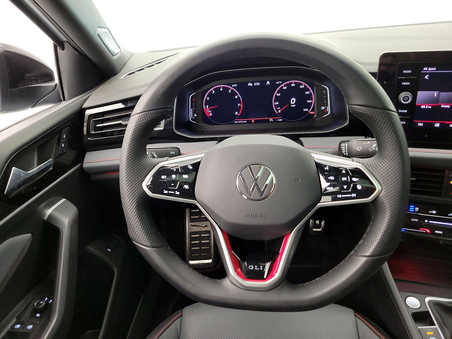 Thumbnail: 2025 Volkswagen Jetta - 10