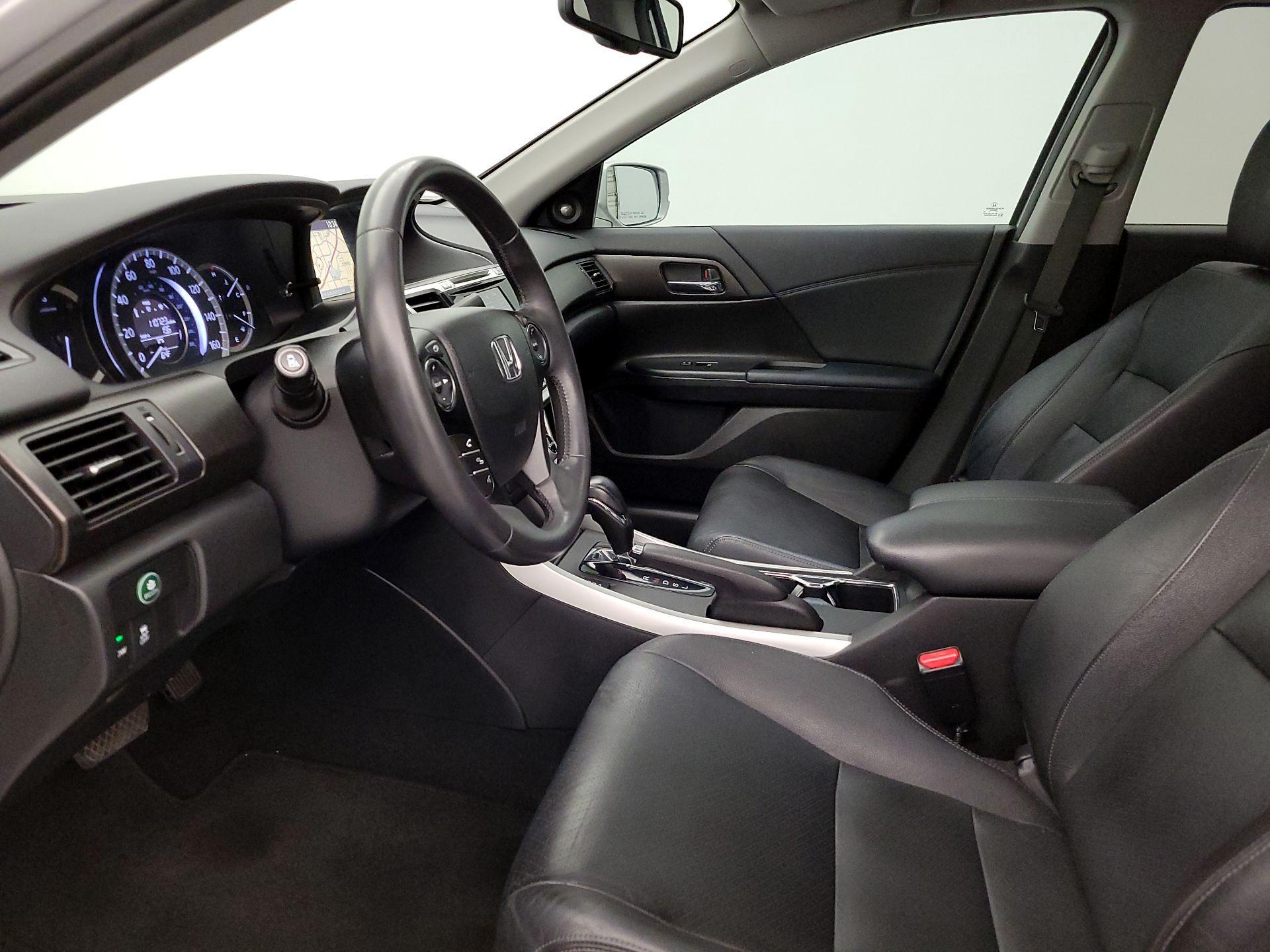 Thumbnail: 2015 Honda Accord - 11