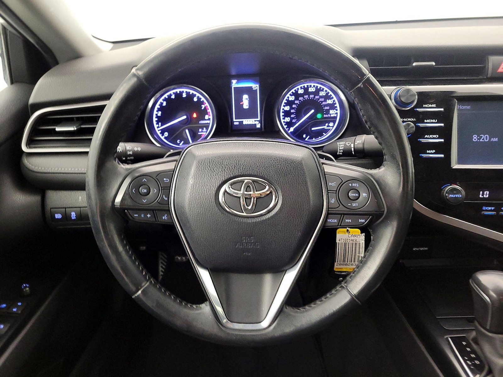 2020 Toyota Camry SE - Photo 11