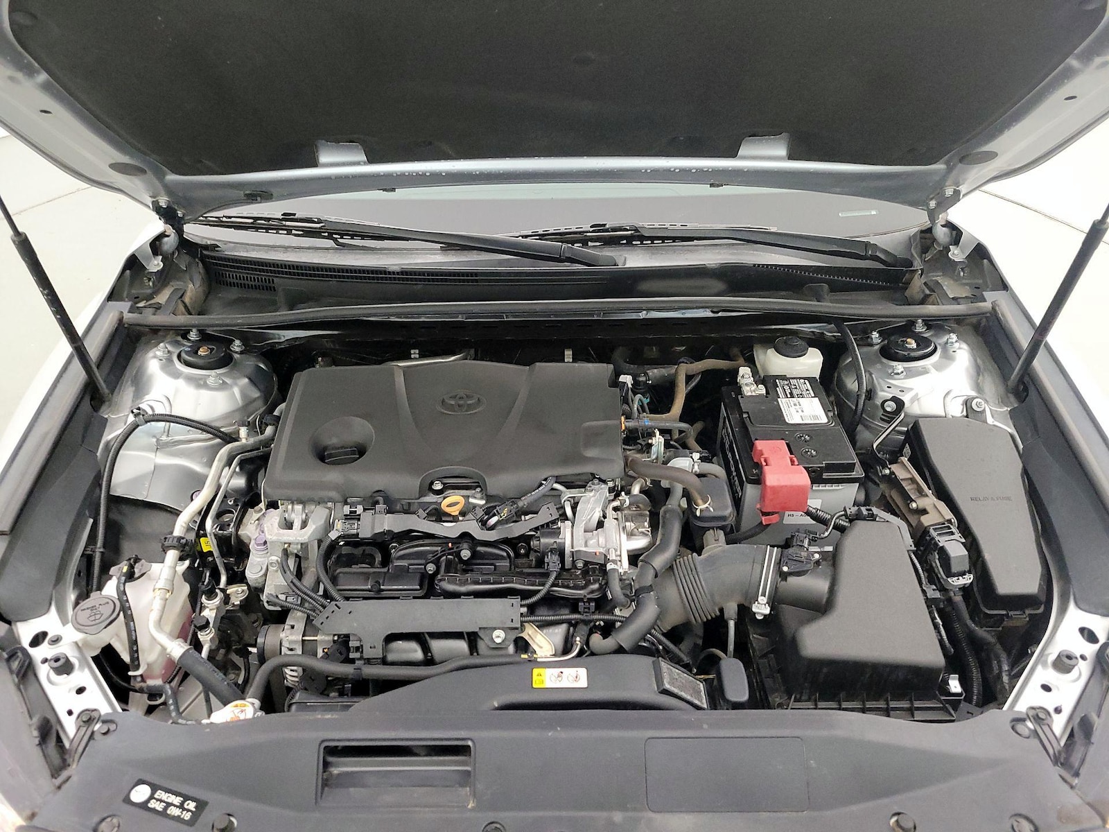2020 Toyota Camry SE - Photo 23