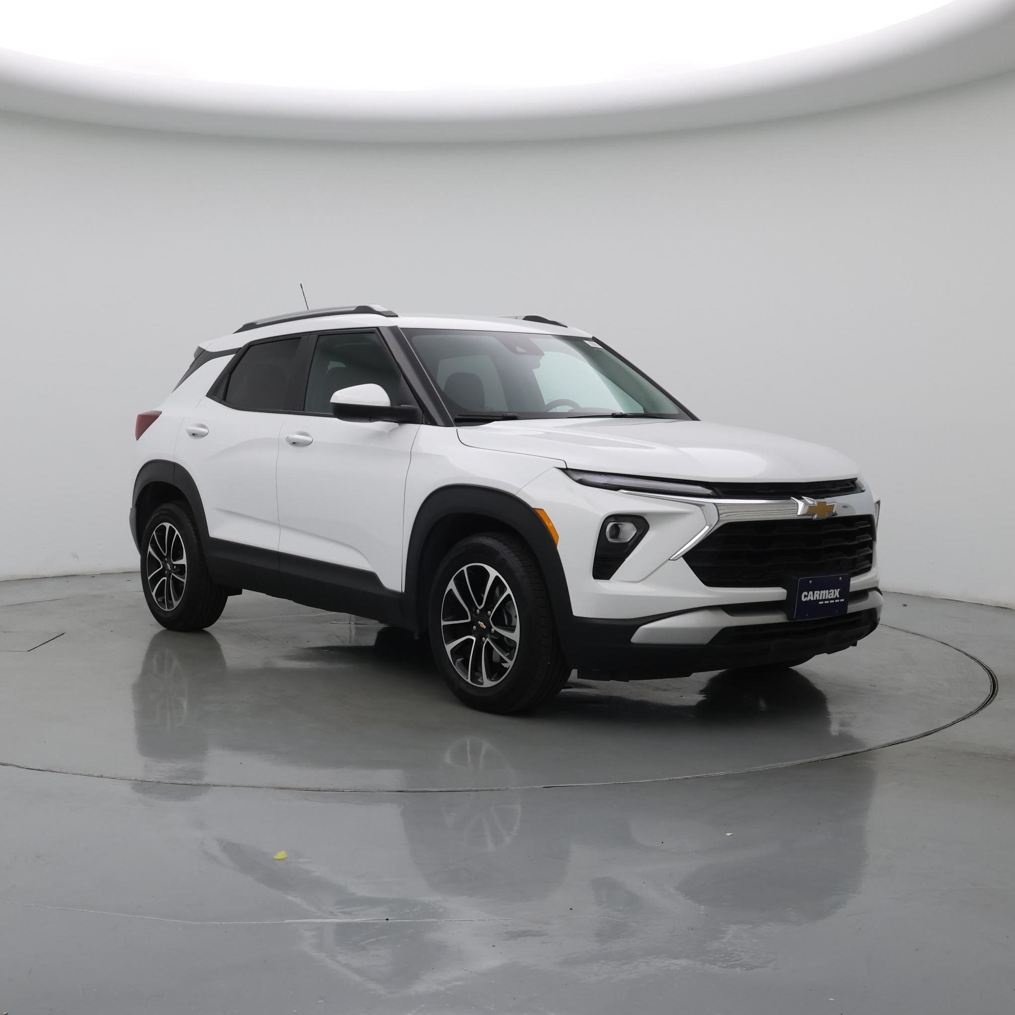 White 2025 Chevrolet Trailblazer LT FWD SUV / Crossover Front-Wheel Drive Automatic