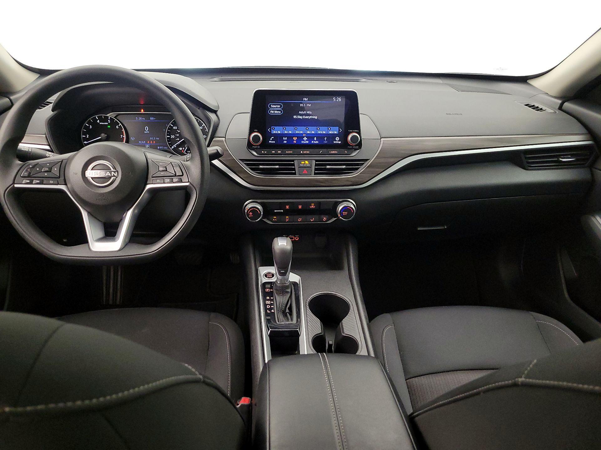 Thumbnail: 2025 Nissan Altima - 9