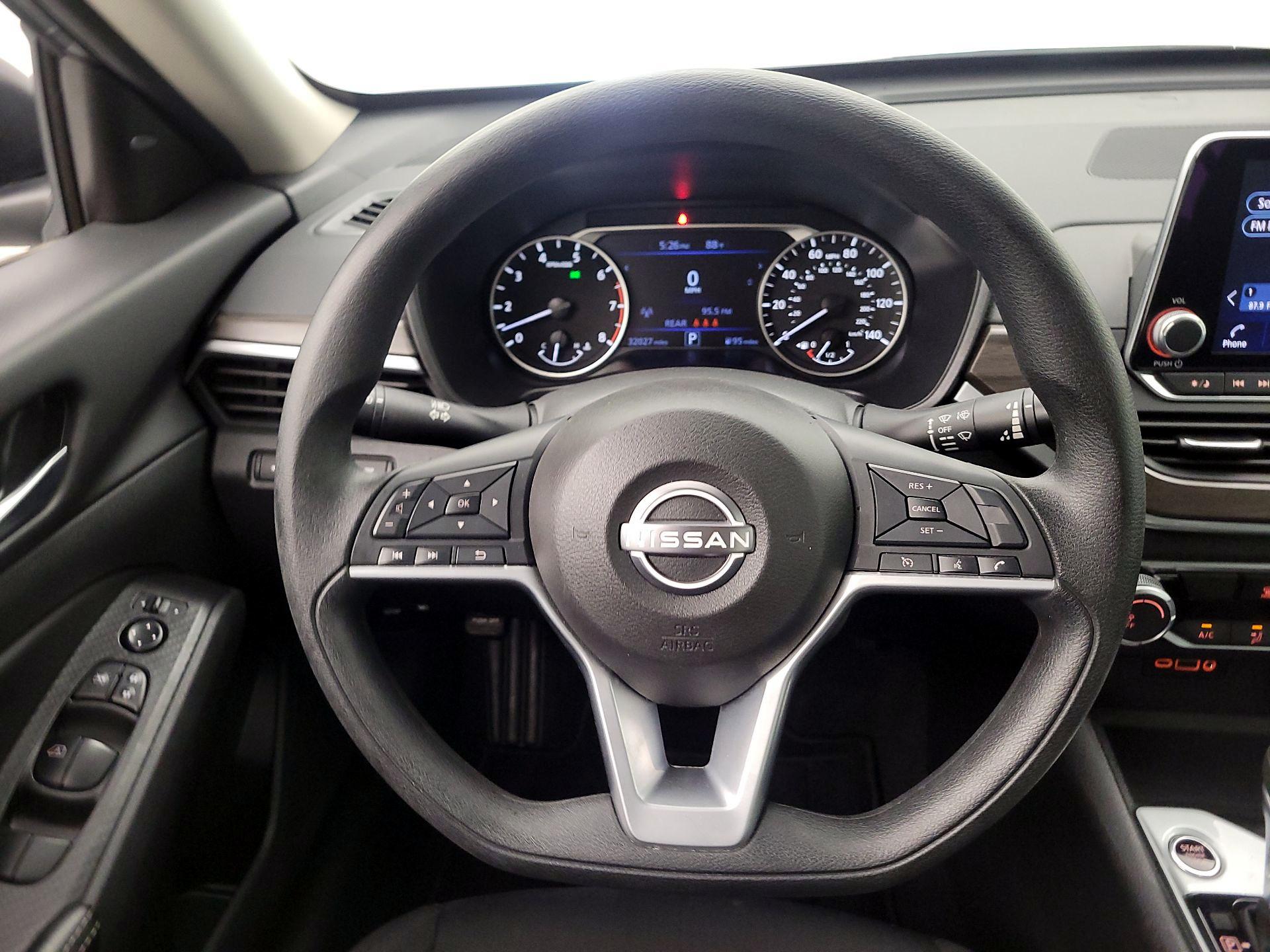 Thumbnail: 2025 Nissan Altima - 10
