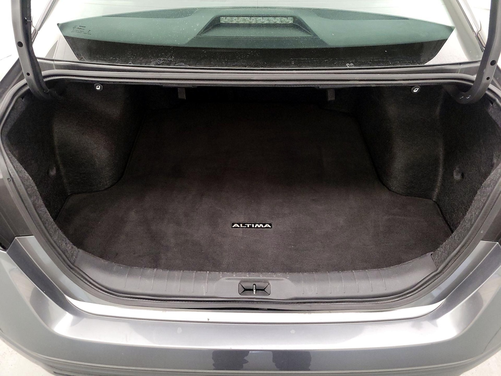 2025 Nissan Altima SV - Photo 21