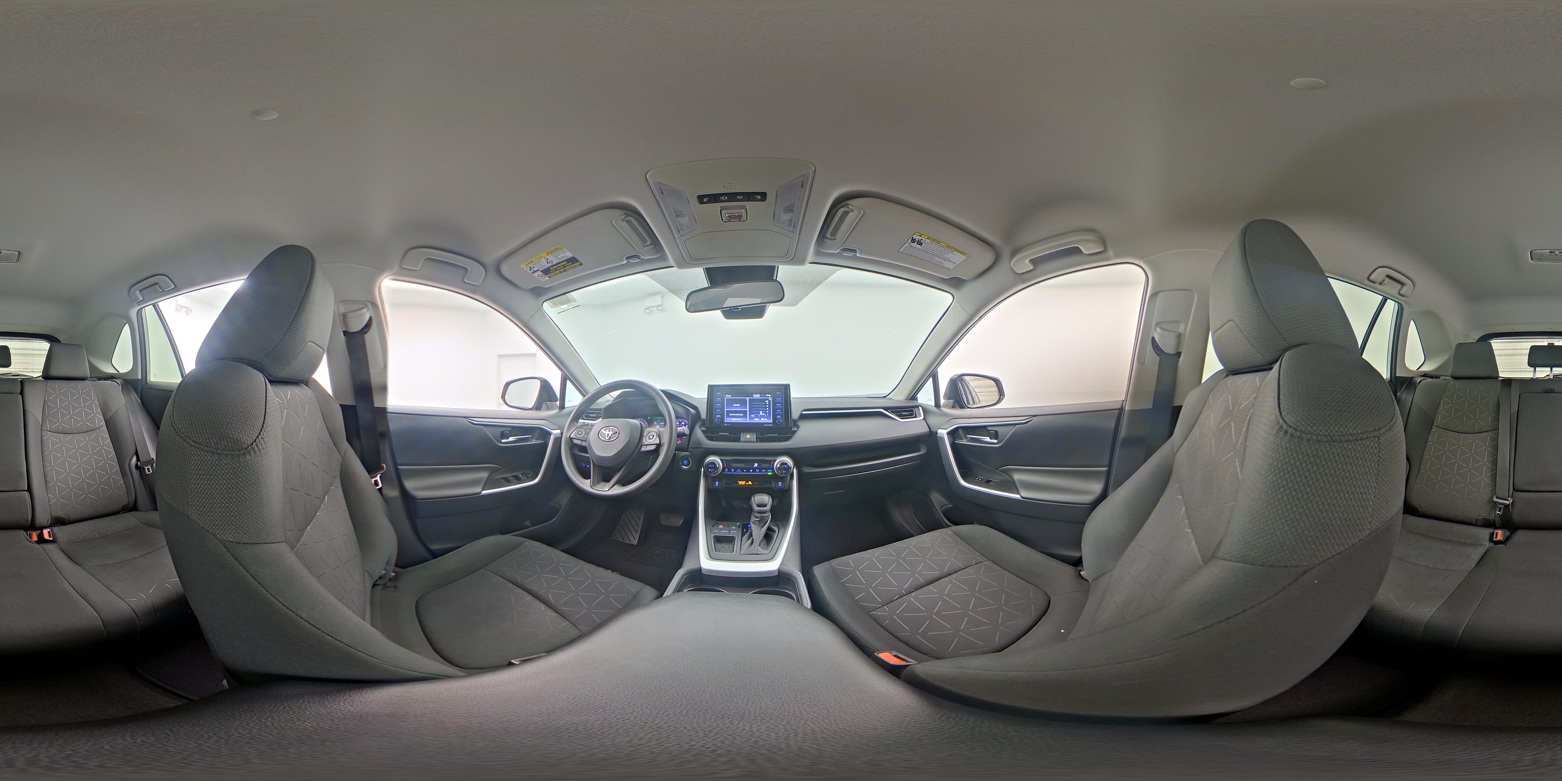 2020 Toyota RAV4 XLE - Photo 24
