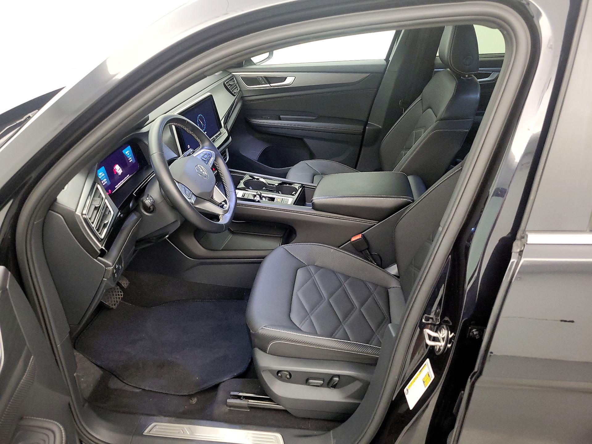 Thumbnail: 2025 Volkswagen Atlas - 11