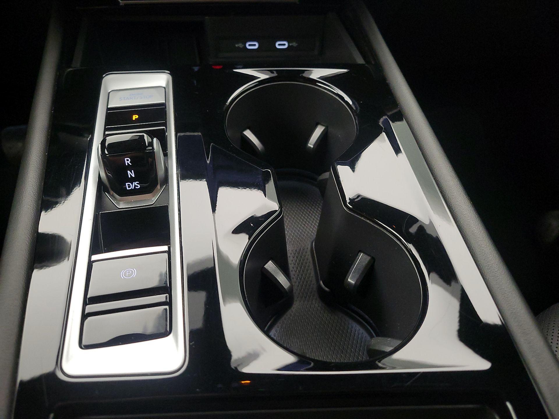 Thumbnail: 2025 Volkswagen Atlas - 17
