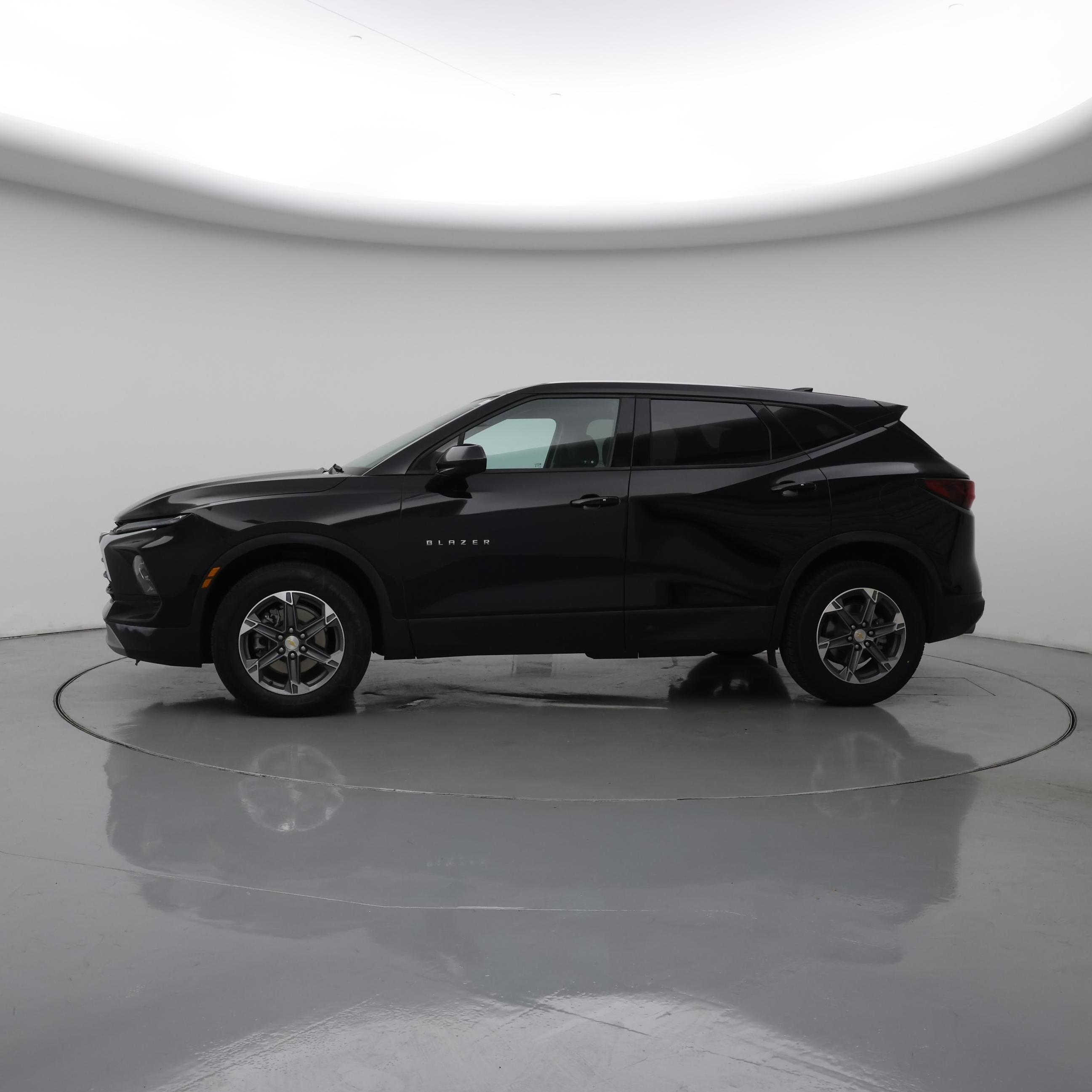 Thumbnail: 2025 Chevrolet Blazer - 3