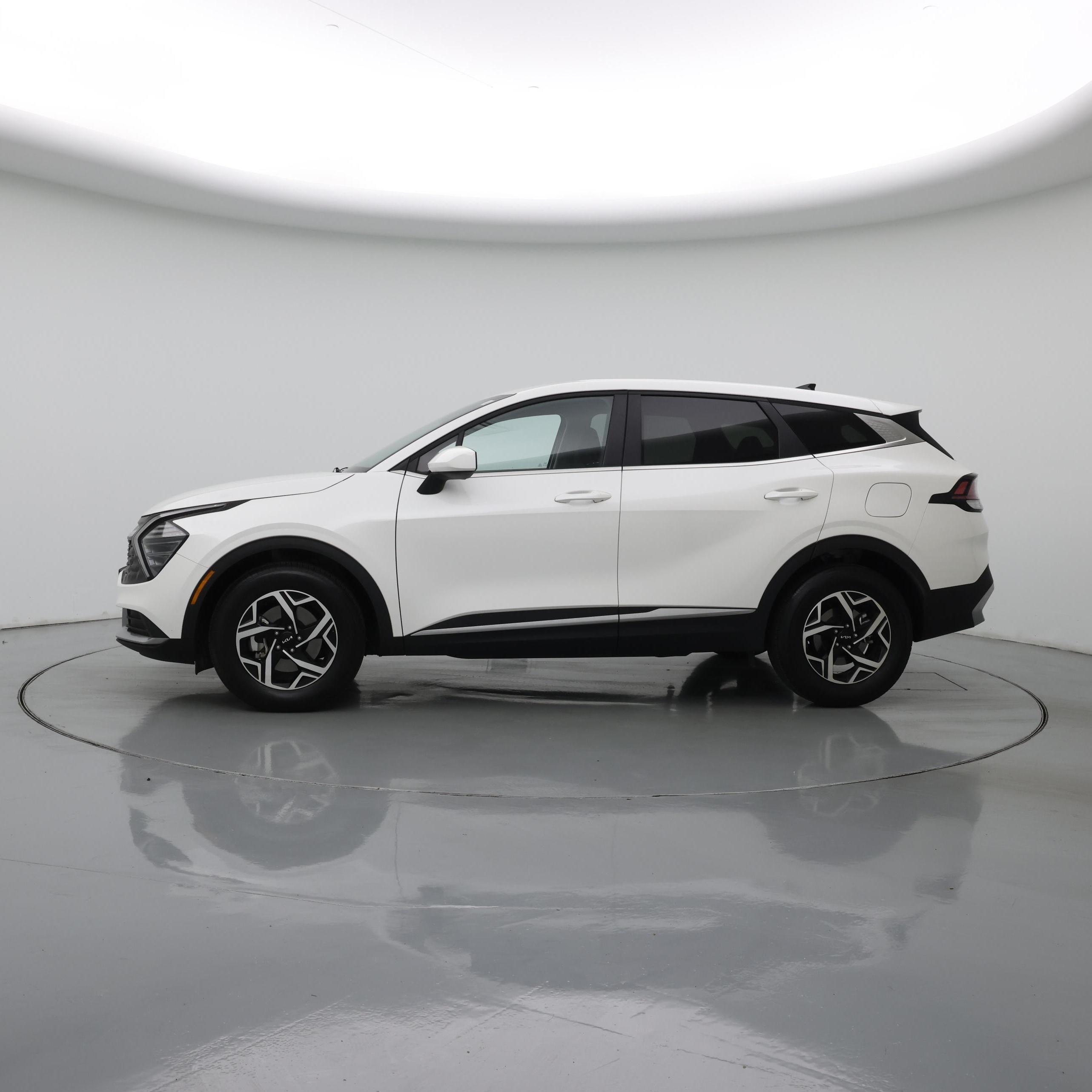 Thumbnail: 2025 Kia Sportage - 3