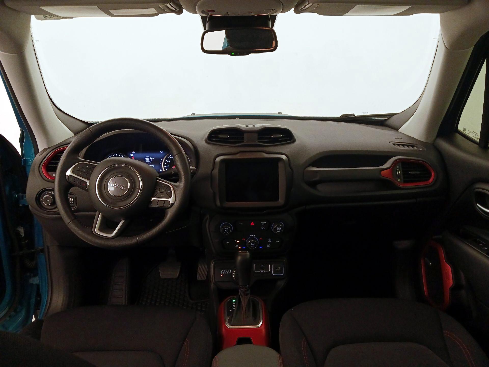 Thumbnail: 2021 Jeep Renegade - 9