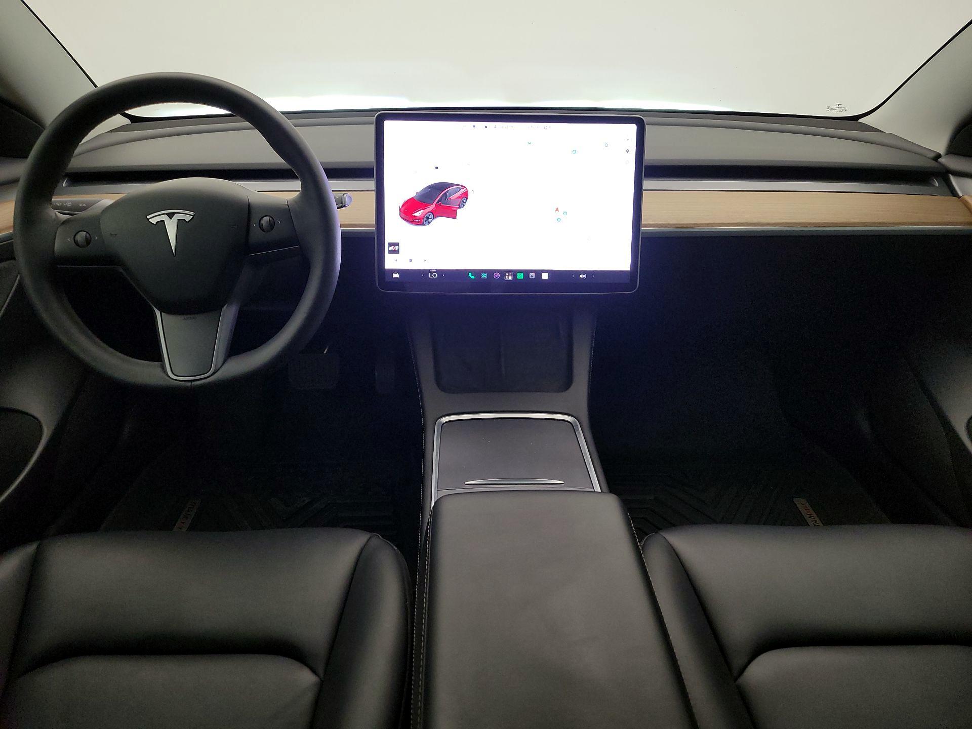 Thumbnail: 2021 Tesla Model 3 - 9