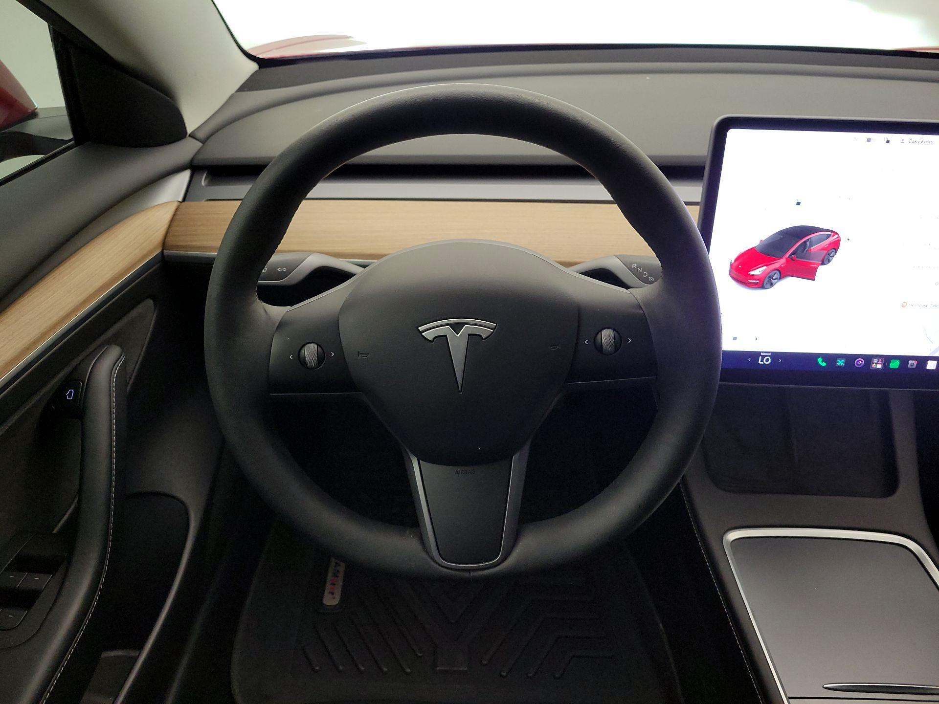 Thumbnail: 2021 Tesla Model 3 - 10