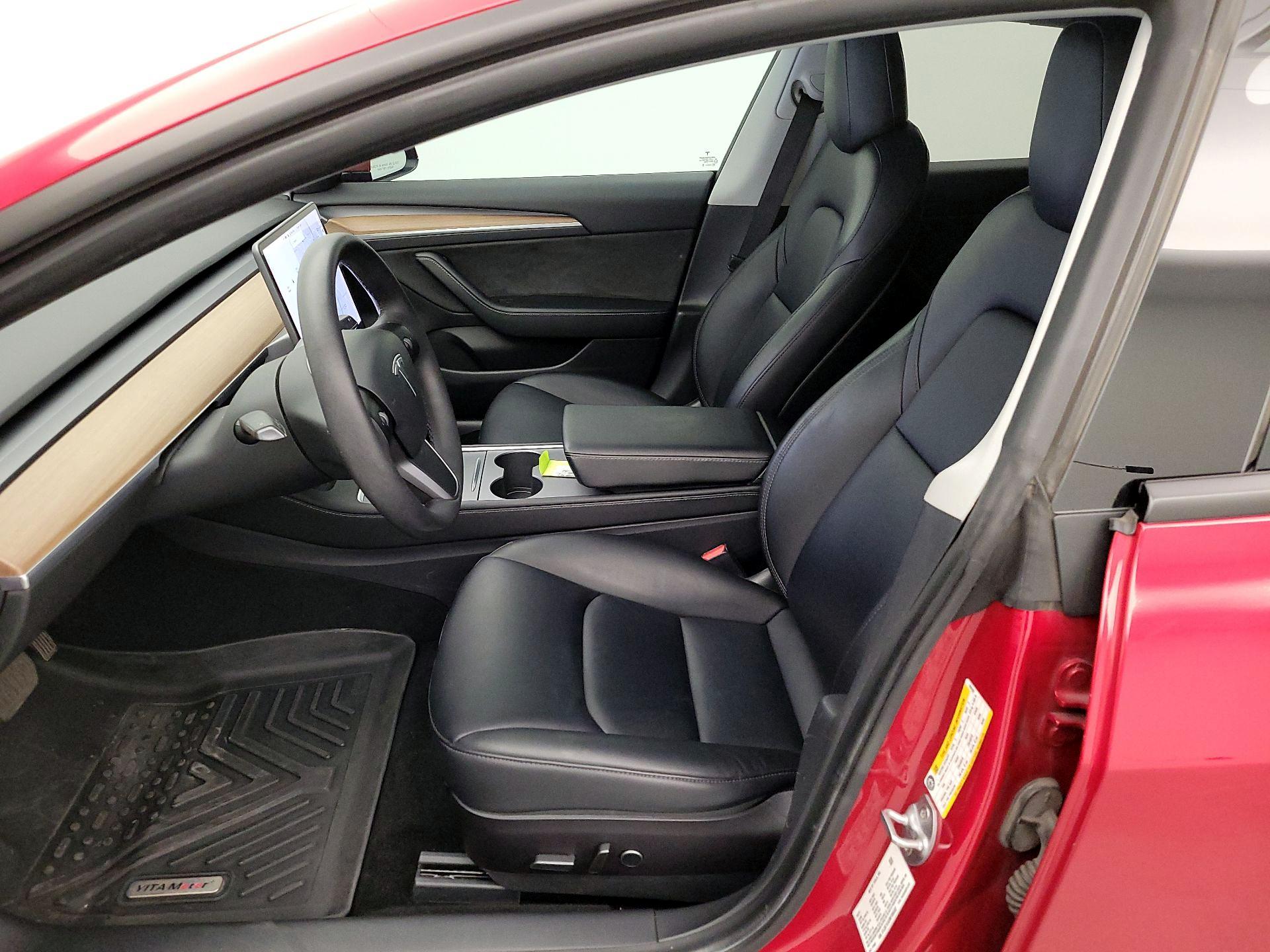 Thumbnail: 2021 Tesla Model 3 - 11