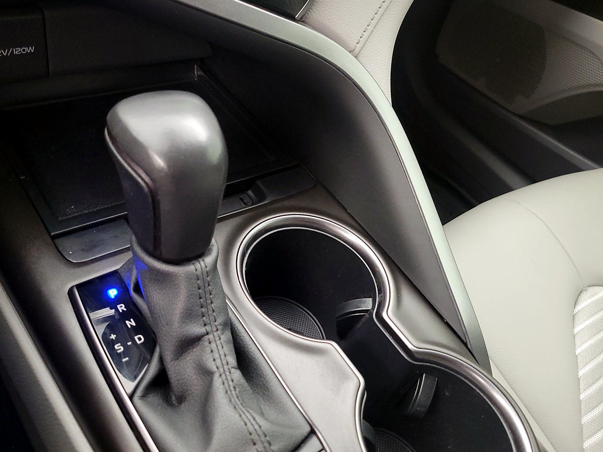 Thumbnail: 2024 Toyota Camry - 17