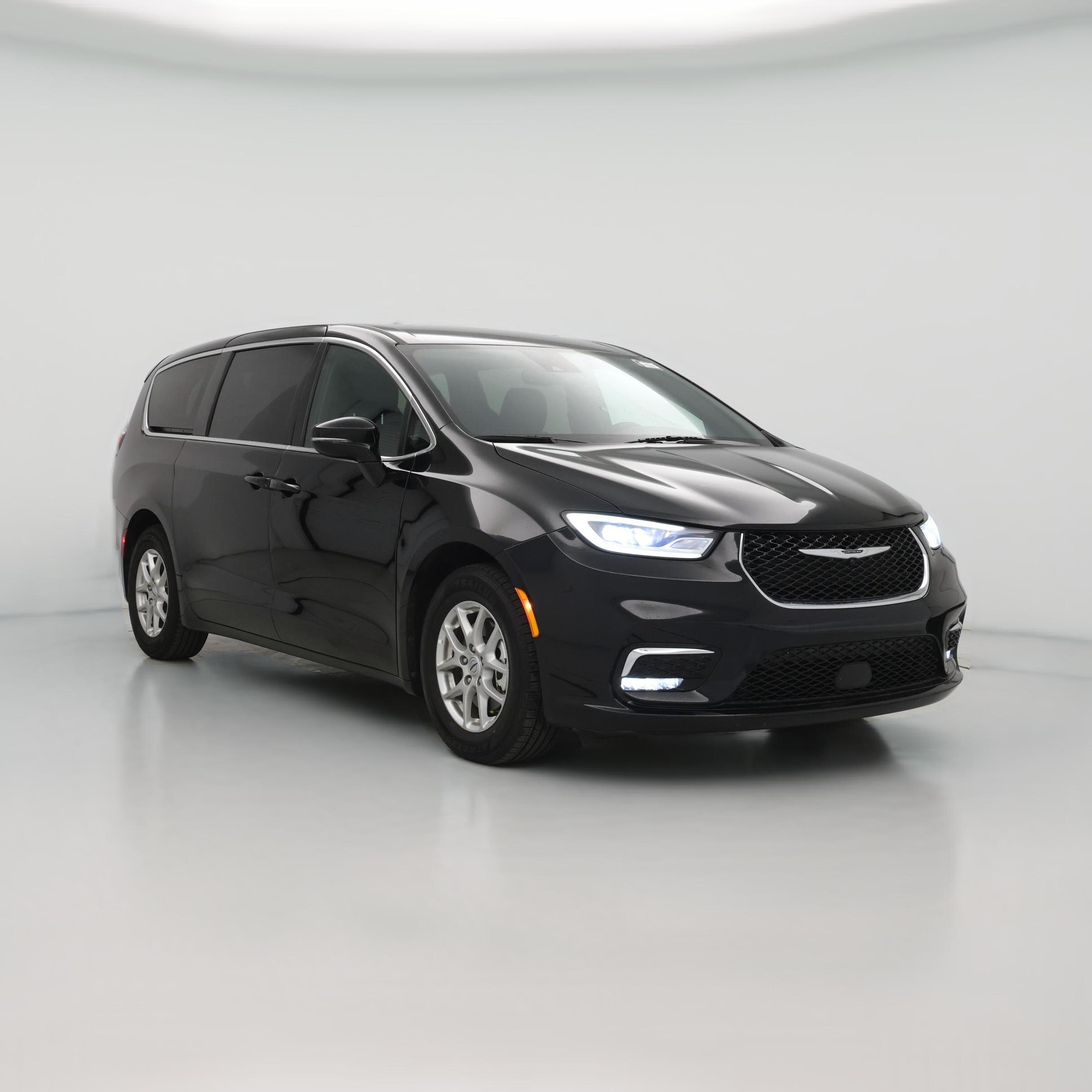 Thumbnail: 2025 Chrysler Pacifica - 1