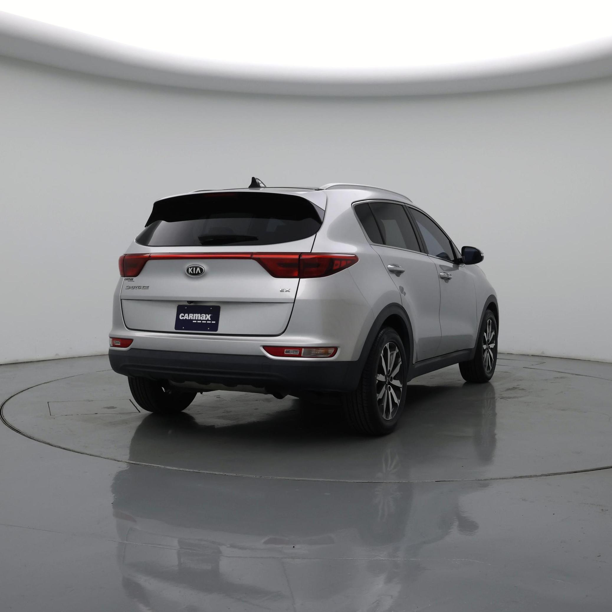 Thumbnail: 2017 Kia Sportage - 8