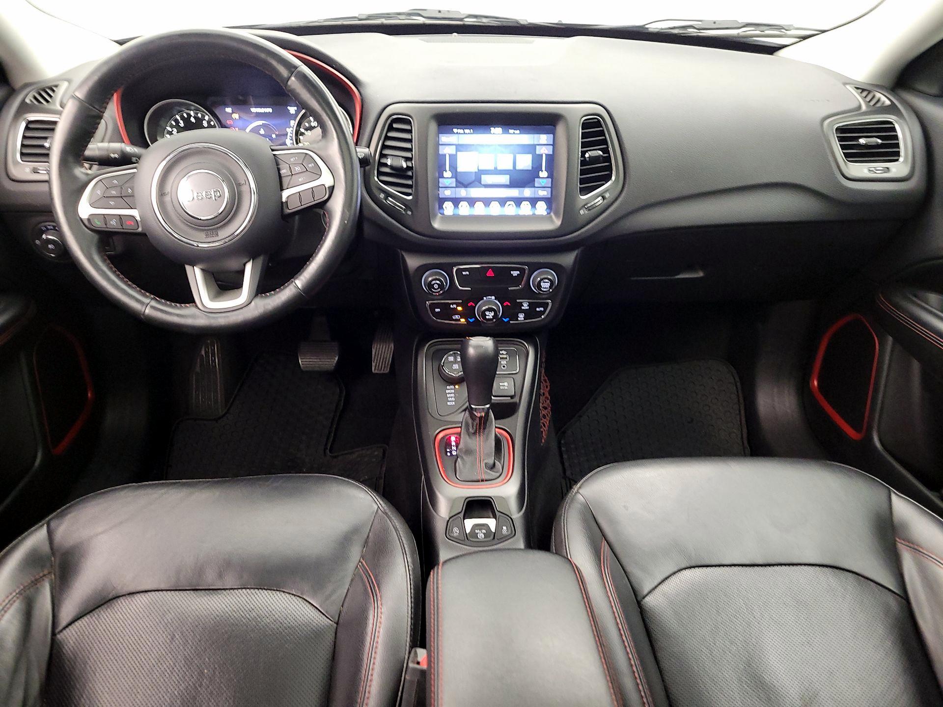 Thumbnail: 2018 Jeep Compass - 9