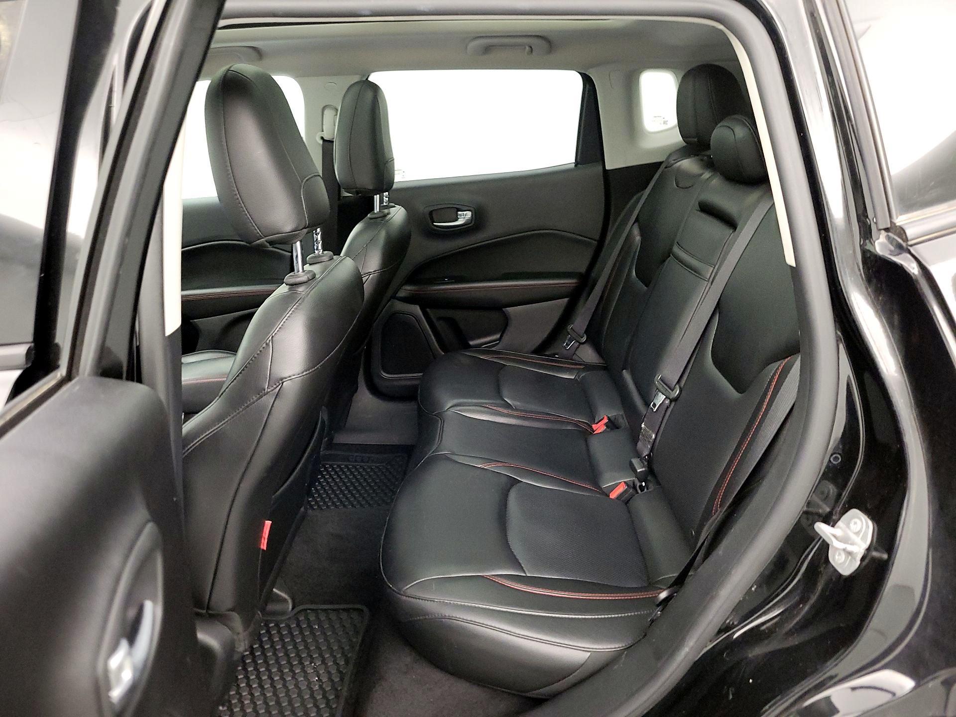 Thumbnail: 2018 Jeep Compass - 20