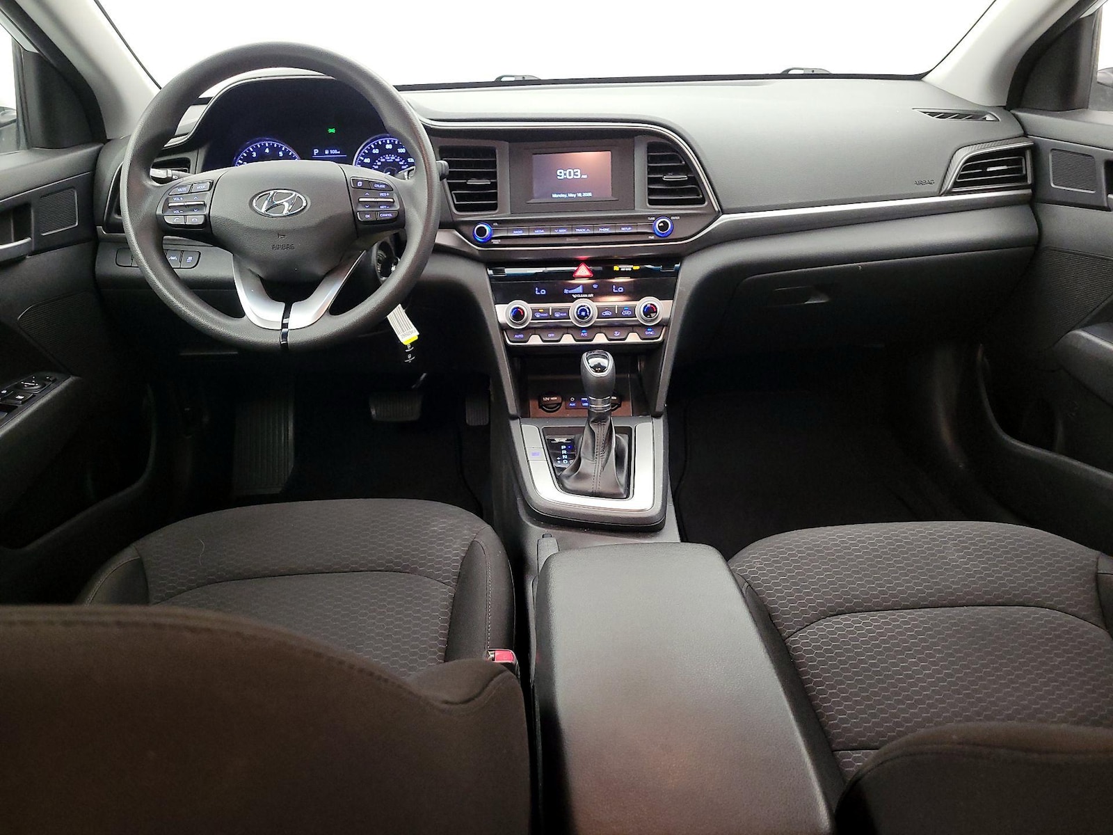 2020 Hyundai Elantra SE - Photo 10