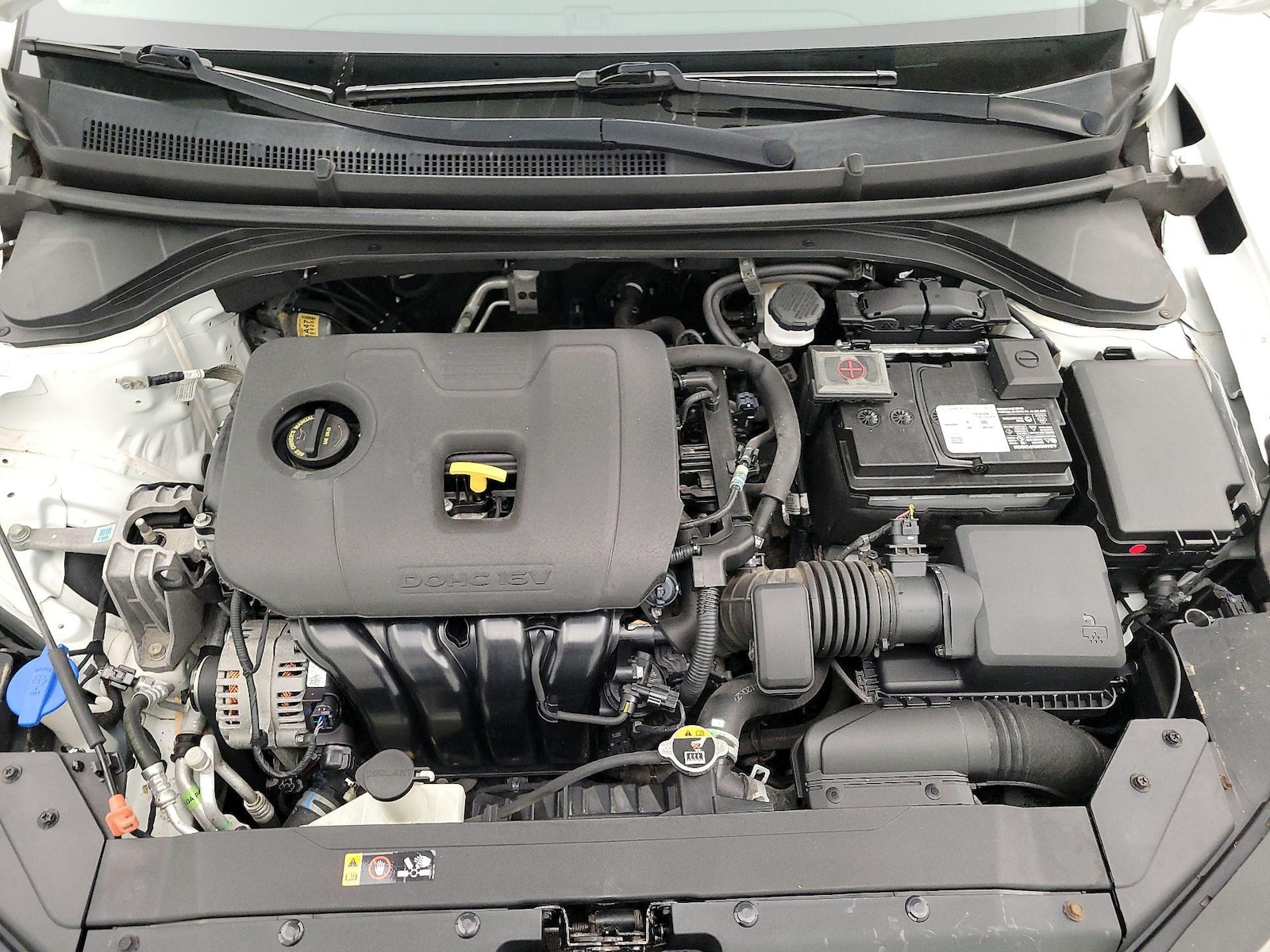 2020 Hyundai Elantra SE - Photo 23