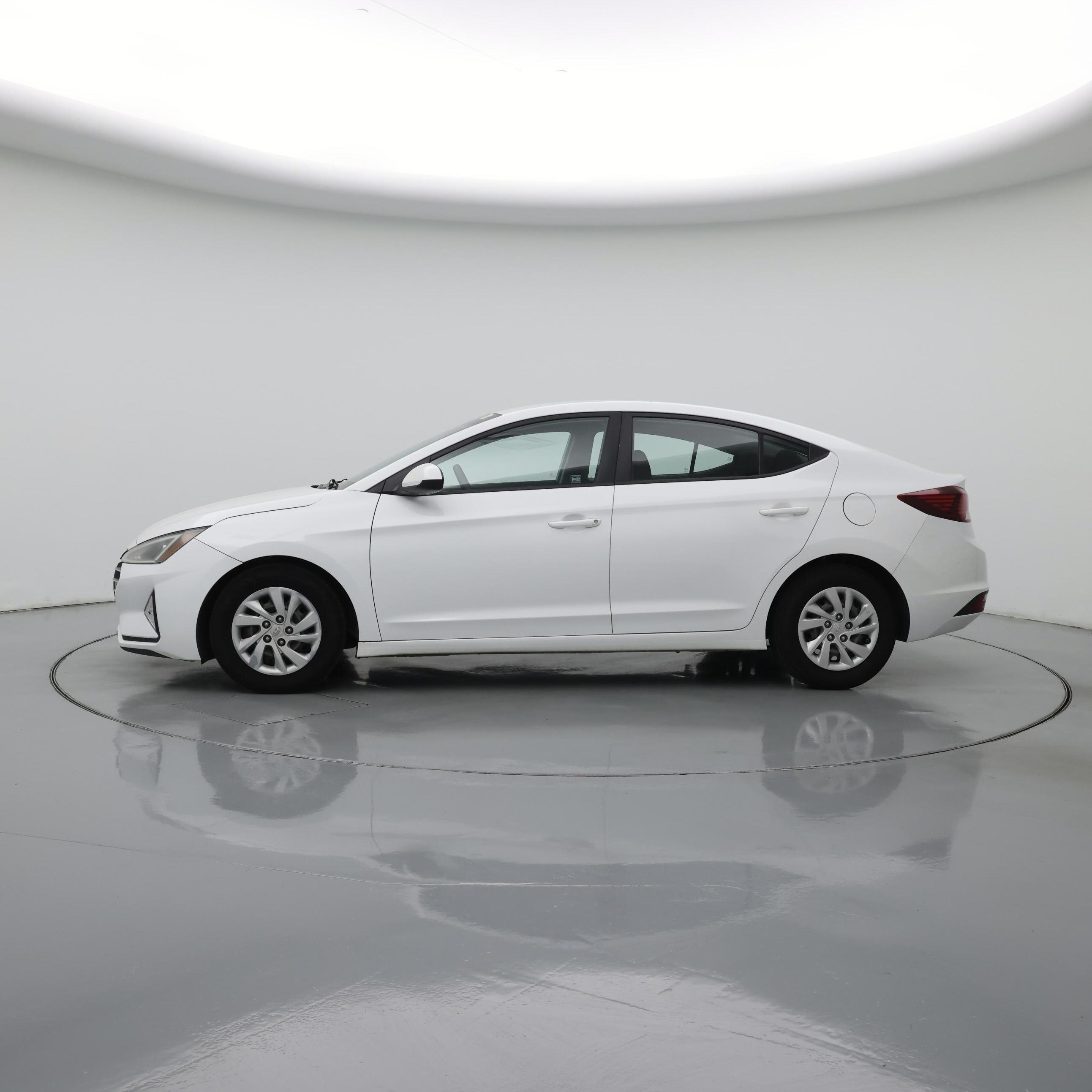 Thumbnail: 2020 Hyundai Elantra - 3