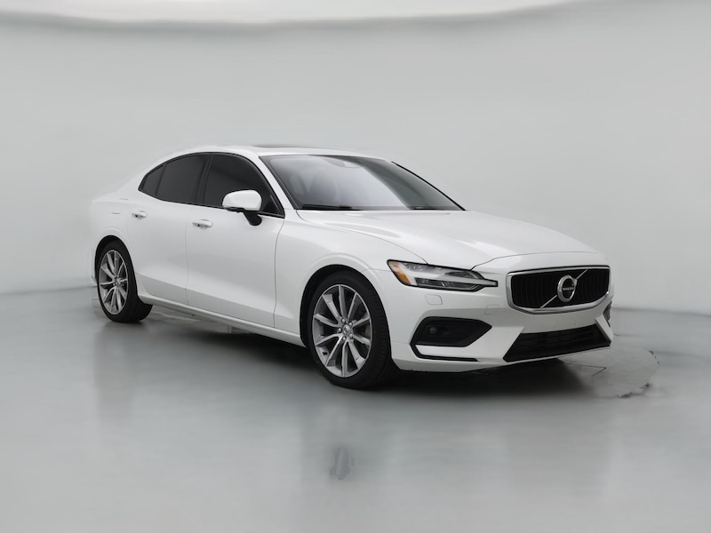 2019 Volvo S60 T6 Momentum