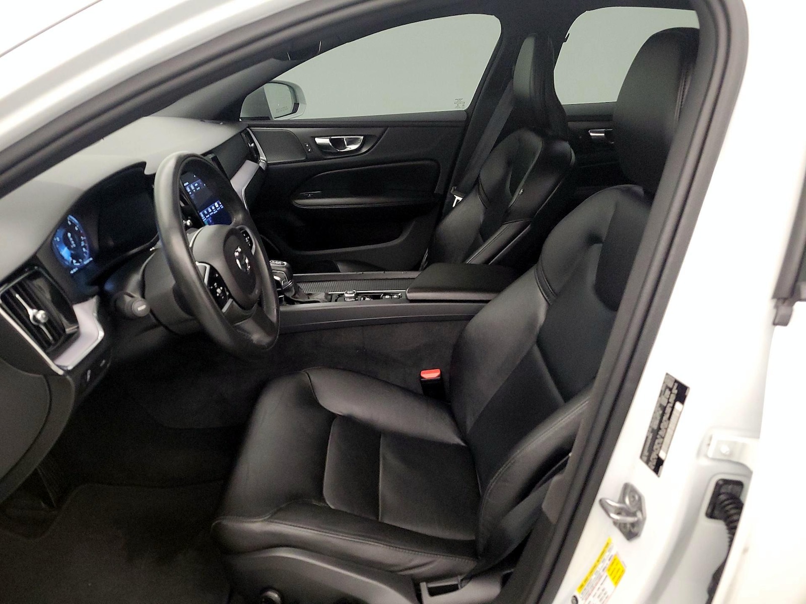 2019 Volvo S60 Momentum - Photo 12