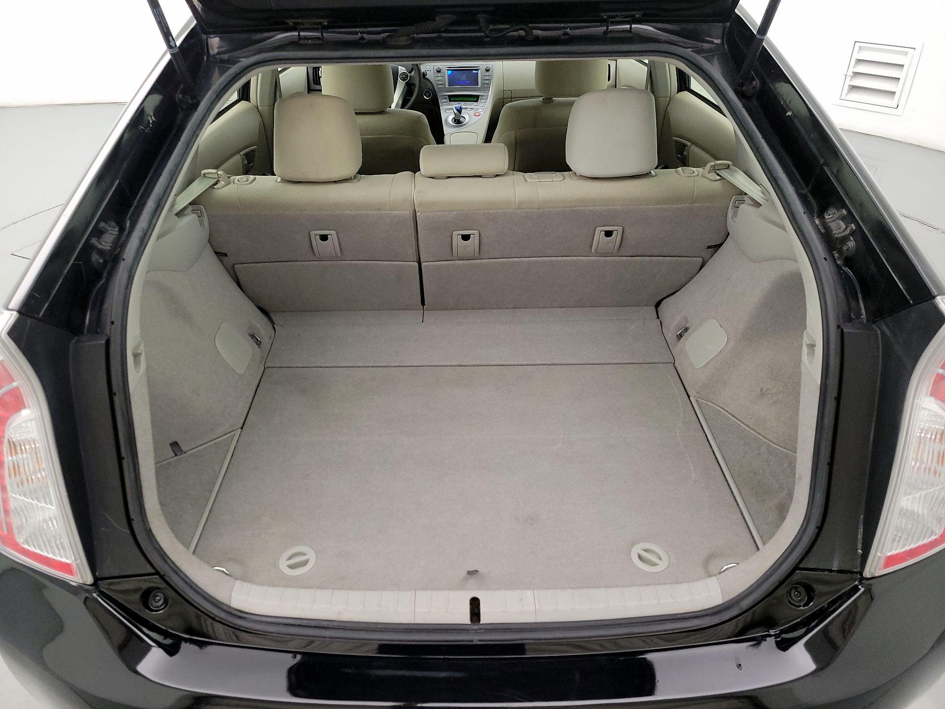 Thumbnail: 2014 Toyota Prius - 19