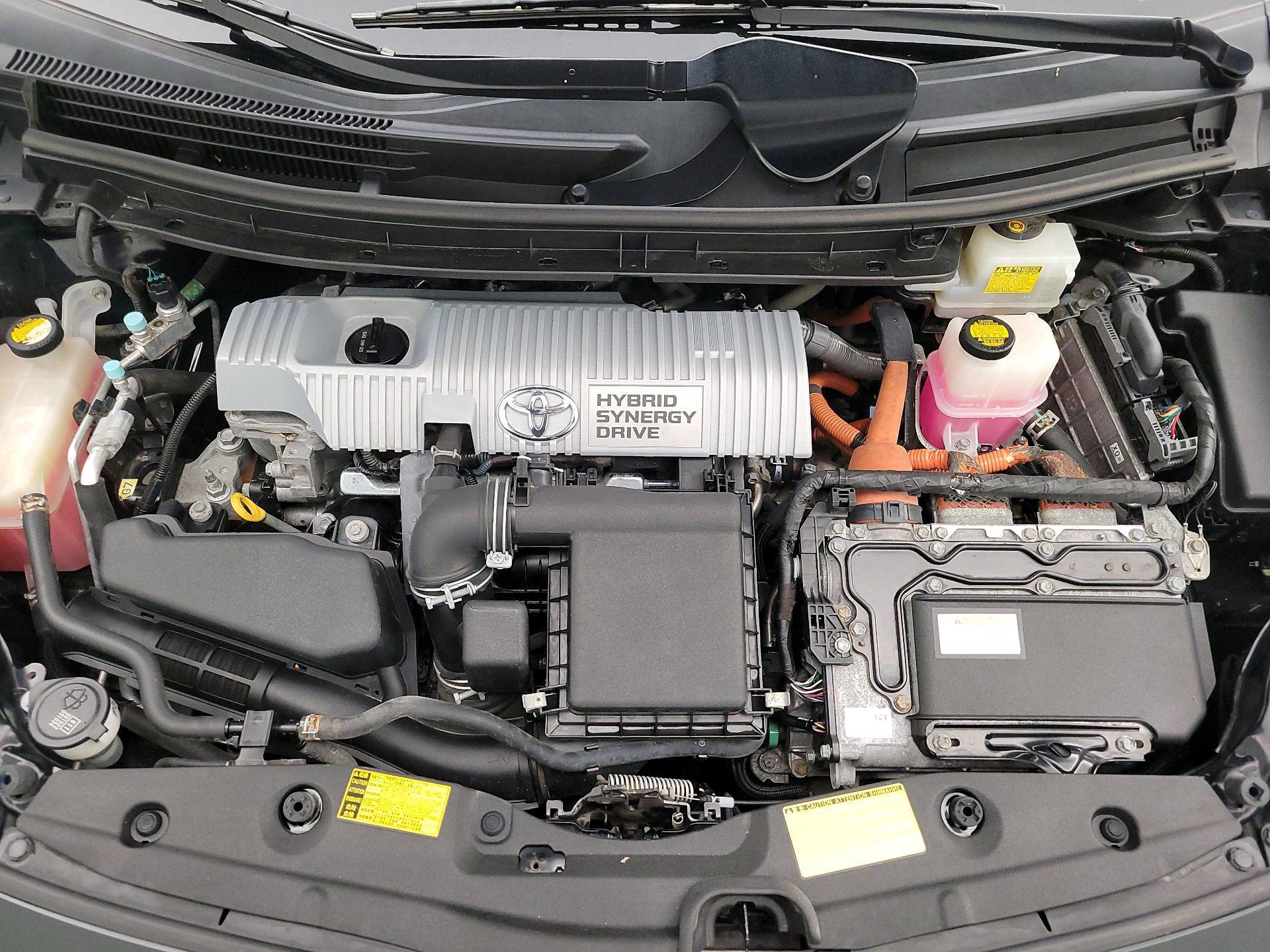 Thumbnail: 2014 Toyota Prius - 20