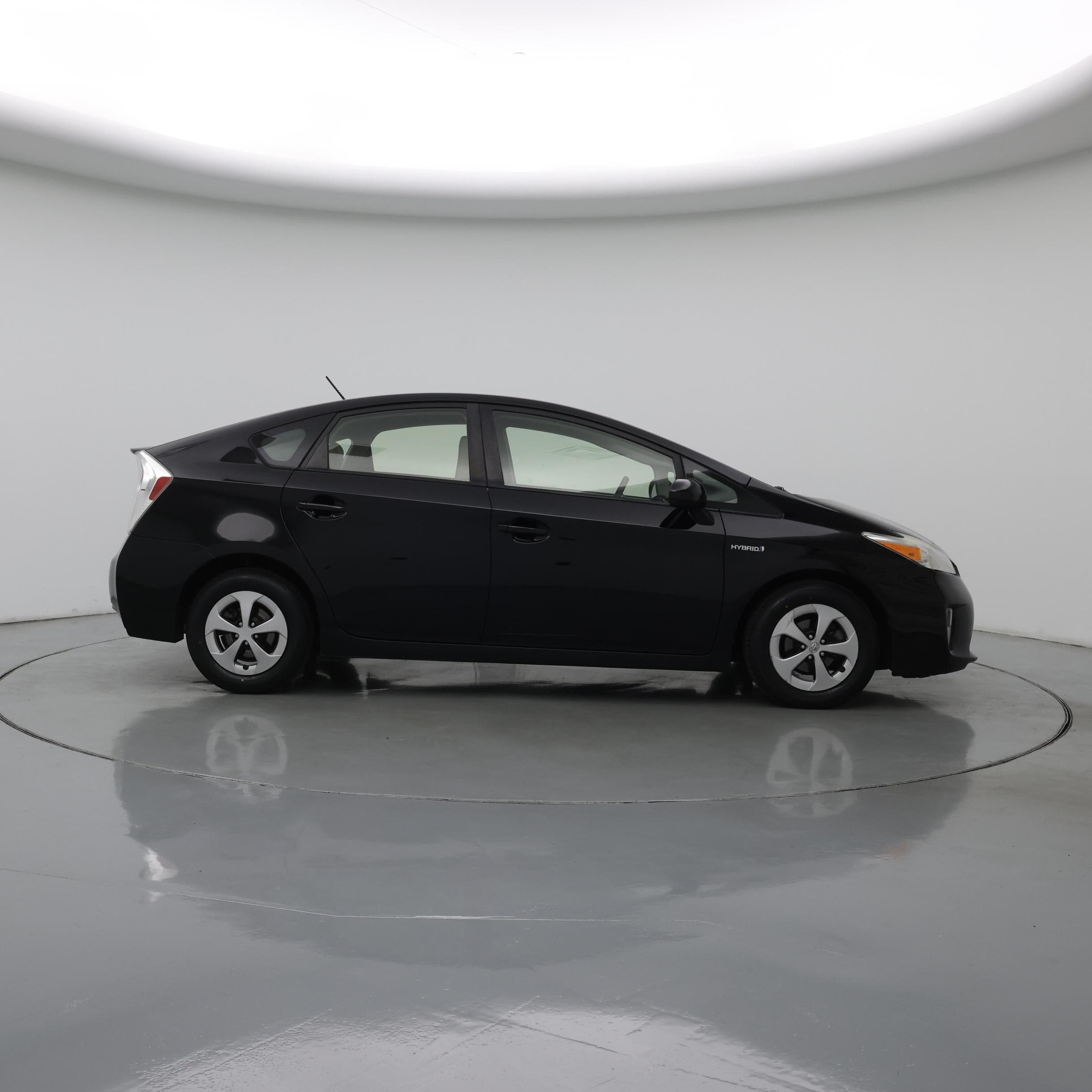 Thumbnail: 2014 Toyota Prius - 7