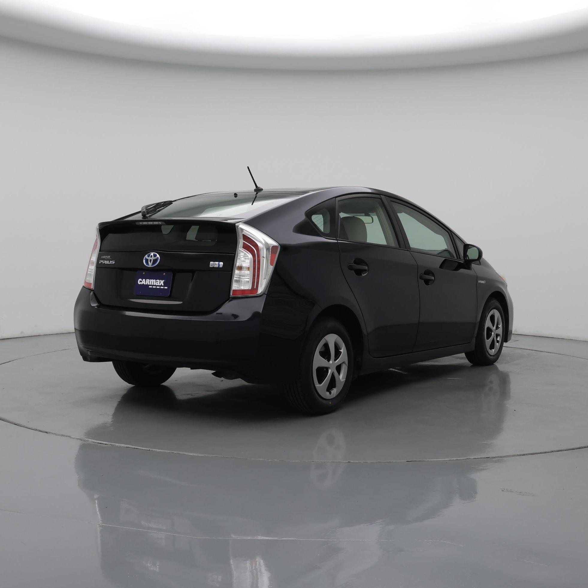 Thumbnail: 2014 Toyota Prius - 8