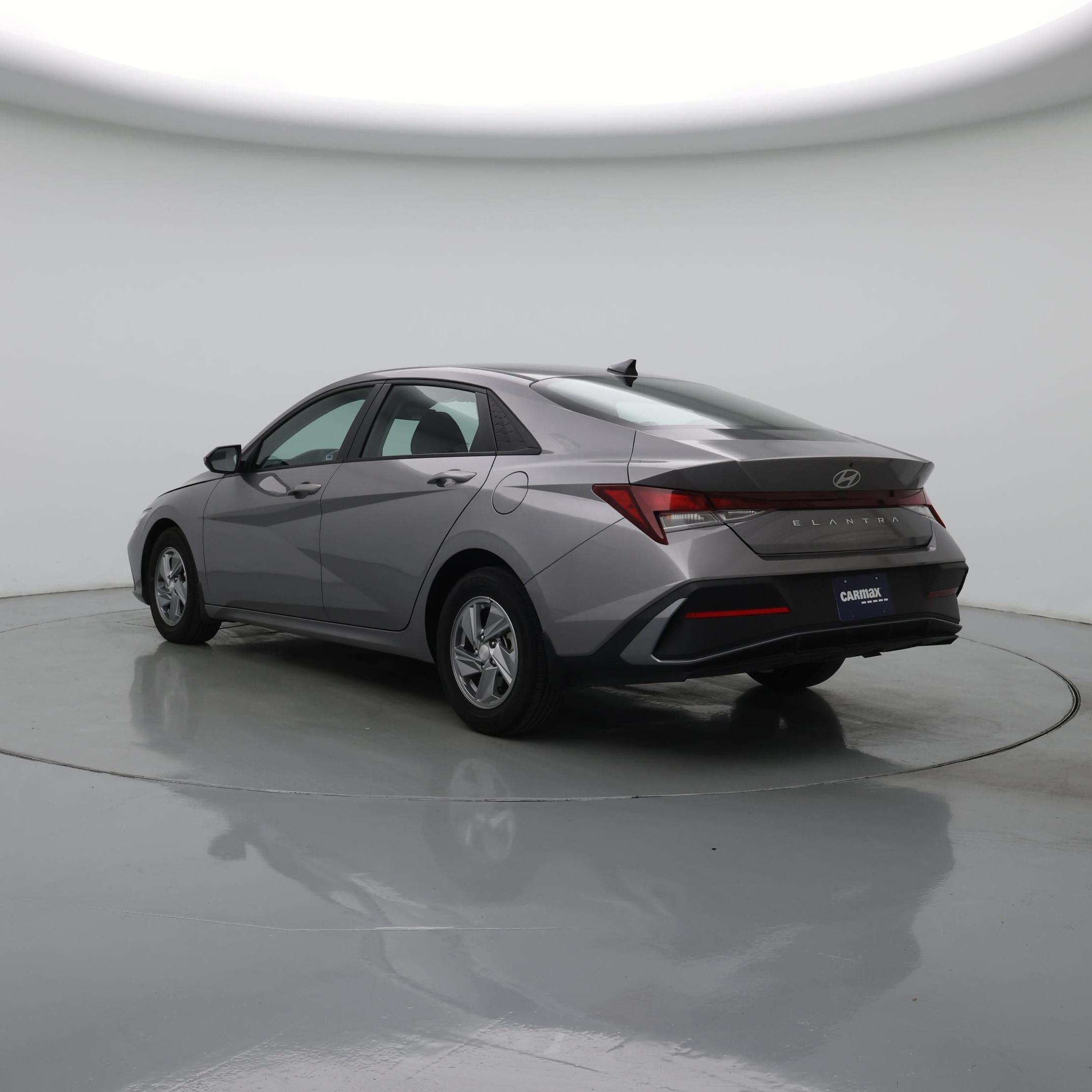 Thumbnail: 2024 Hyundai Elantra - 2