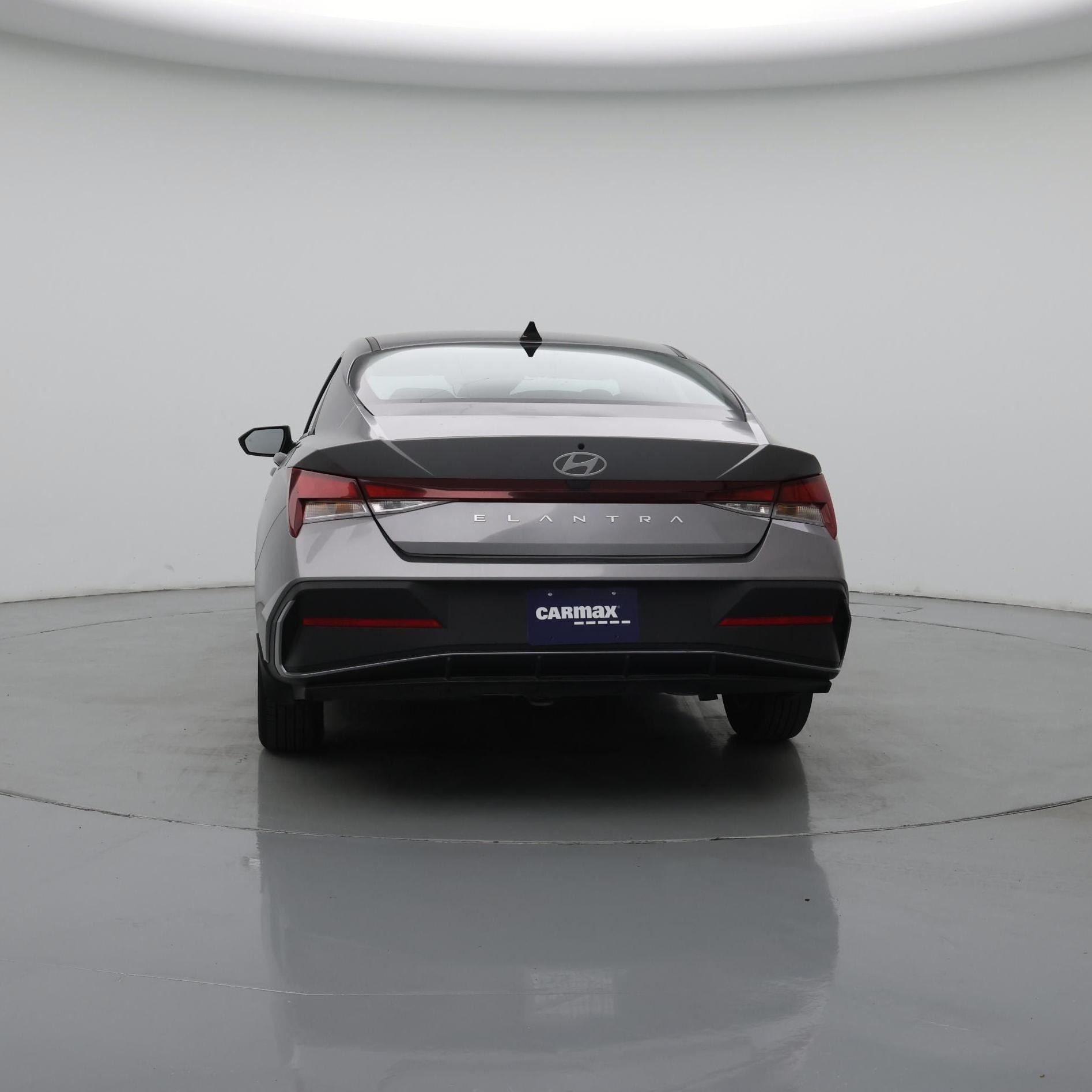 Thumbnail: 2024 Hyundai Elantra - 6