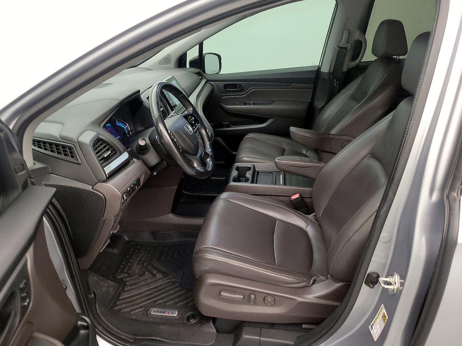 2018 Honda Odyssey EX-L - Photo 12