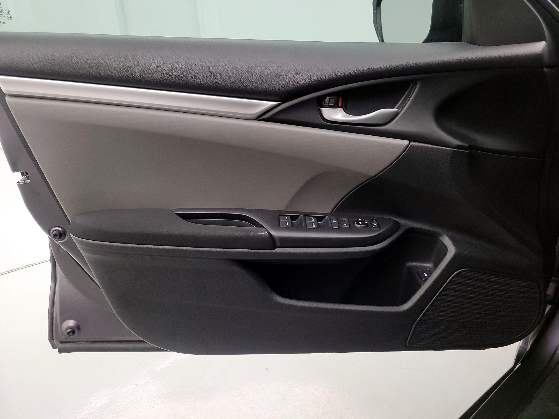 Thumbnail: 2018 Honda Civic - 12